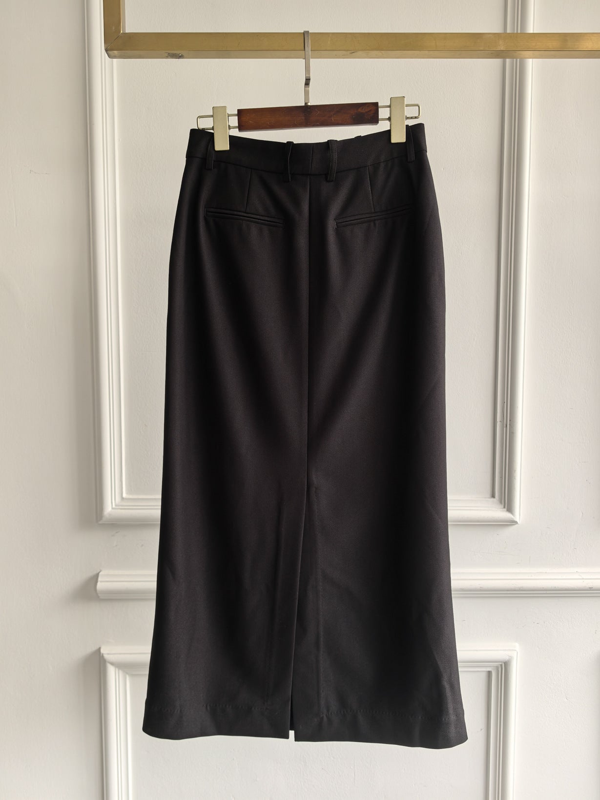 Toteme low-waist straight maxi skirt wool blended black belt loops pockets front button hook & zip 2503079TT