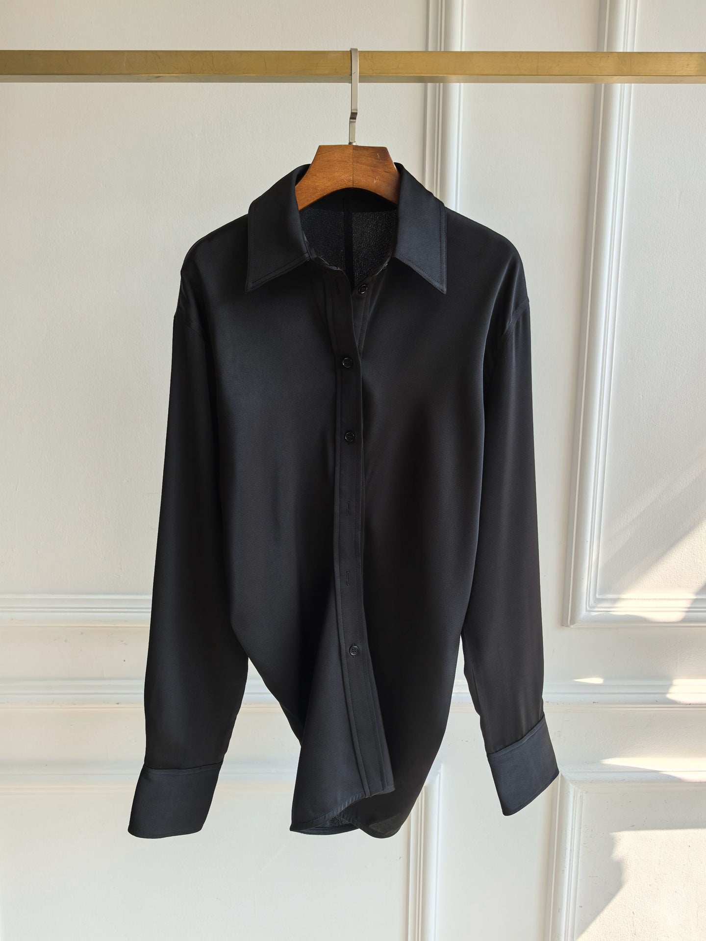 2501034TT Toteme Women Blouse Shirt Viscose Acetate Beige Black Satin Long Sleeve Tight Waist