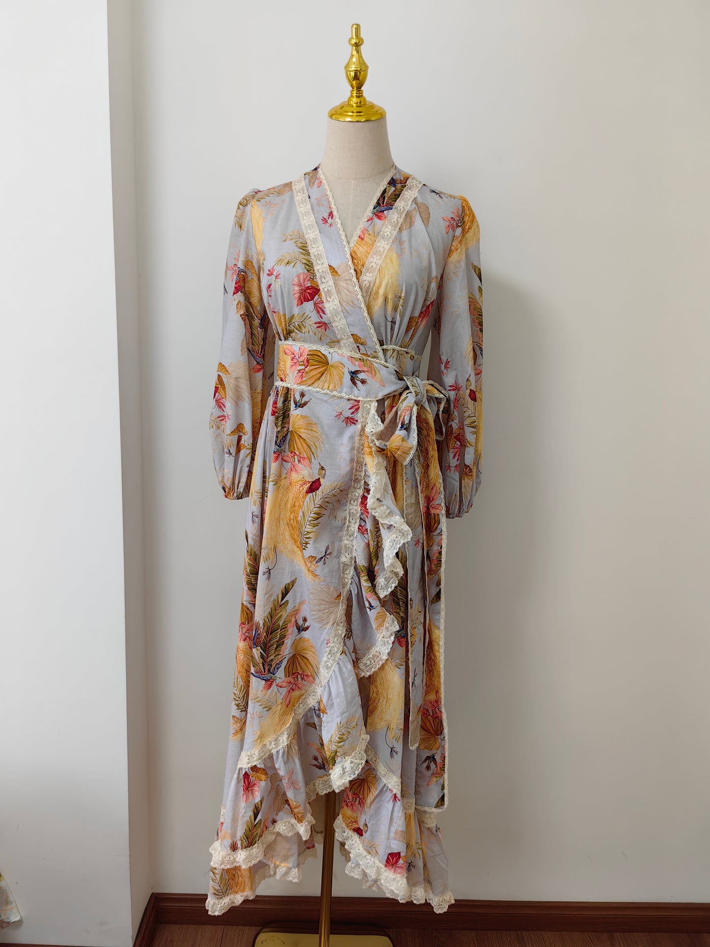 Zimmernamm Ascension Frill midi dress light blue self-tie wrap design floral print lace trim 2506044Zim