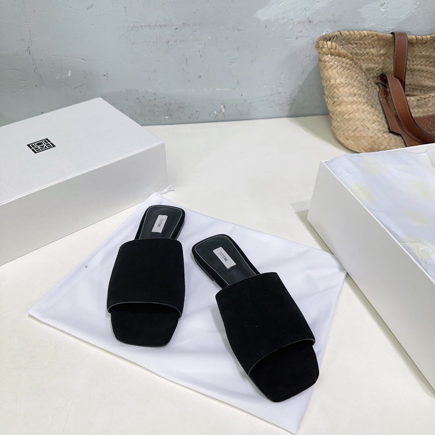 Toteme flat square-toe slippers Nubuck leather black gray beige summer leather sole 2505088TT
