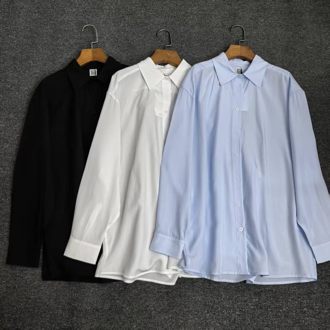 Toteme Women Shirt Blouse Light Blue Black White Long Sleeve Front Button Cotton Oversize 2503078TT