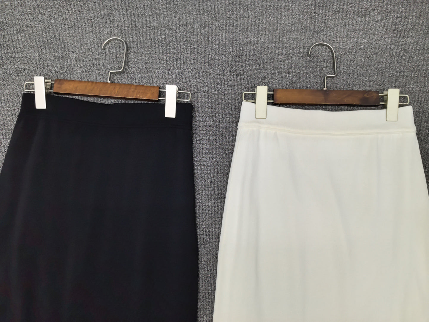 Toteme knitted skirt elasticated waistband pull-on style straight hem white Black Lyocell blended 2505094TT