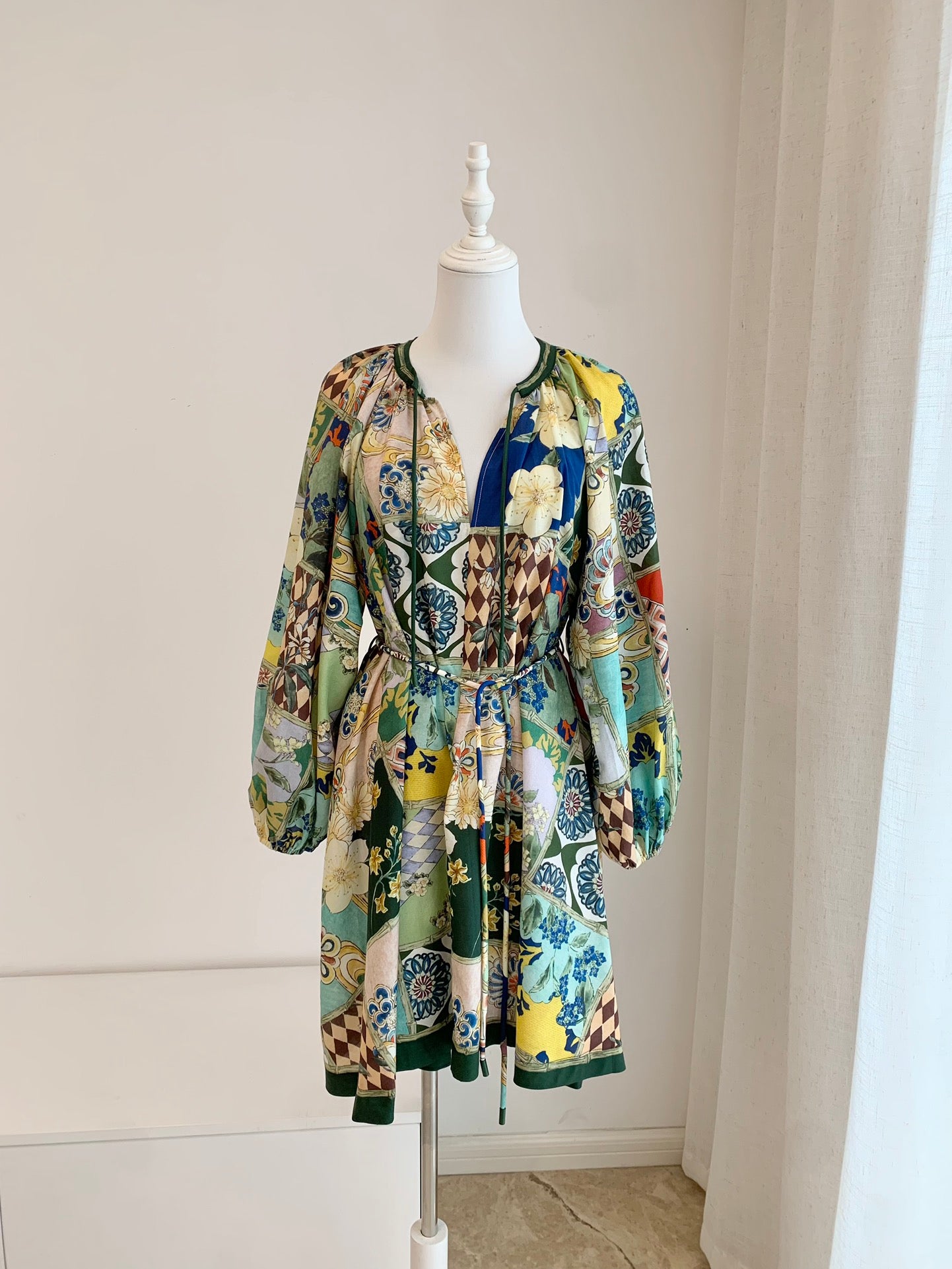 Alemais Bianca mini dress multicolour floral print round neck long sleeves thigh-length 2507032AL