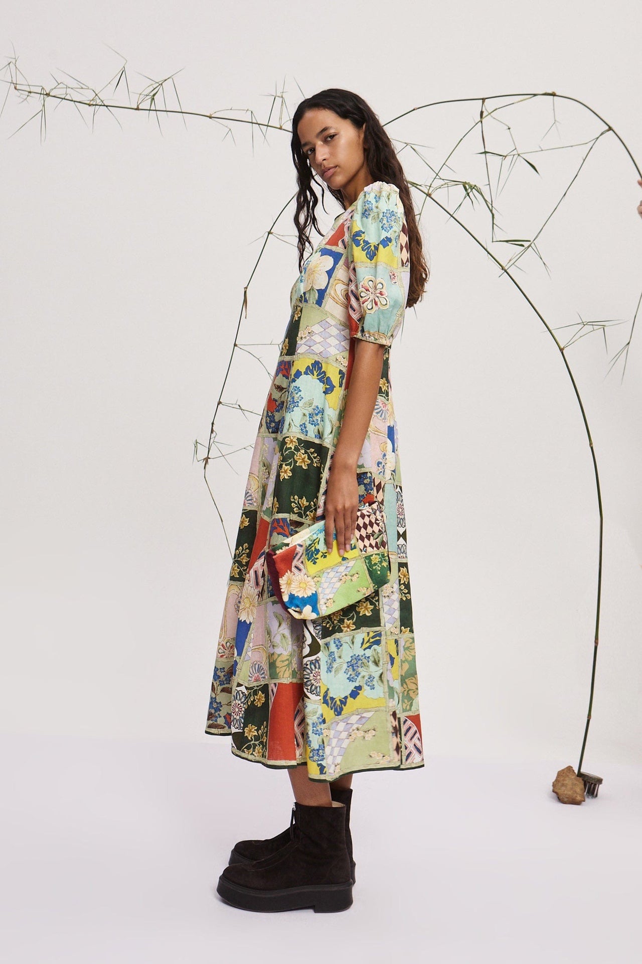Alemais Midi Dress Floral print mult-colors short puff sleeve round-neck back-zip 2507031AL