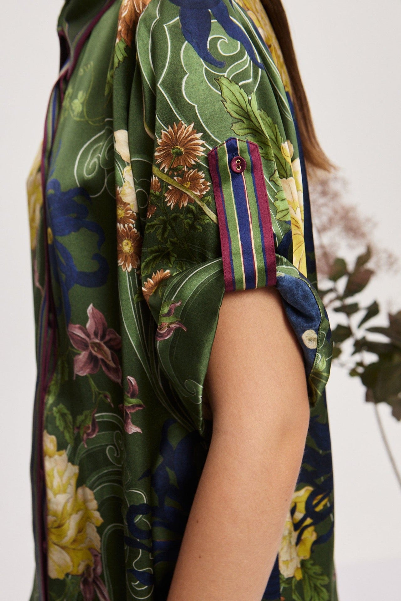 Alemais Avery Silk Set Shirt Pants Dark Blue Floral Print Short Sleeve Front Button Wide-Leg 2507058AL