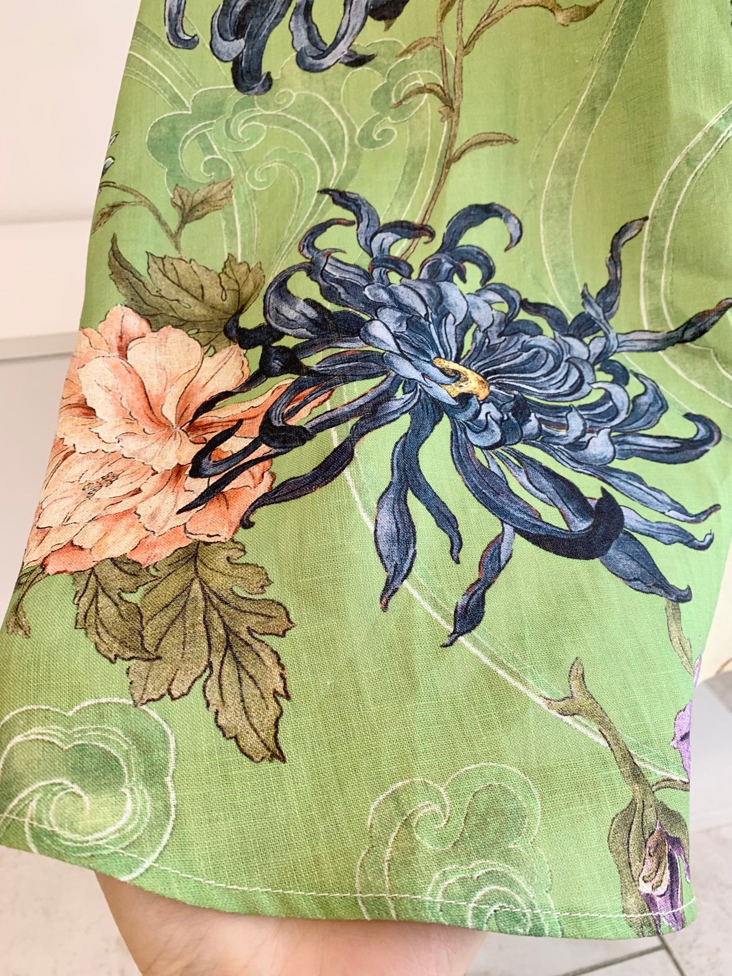 Alemais Avery midi dress light green rear zip floral print short puff sleeves flared linen 2507061AL