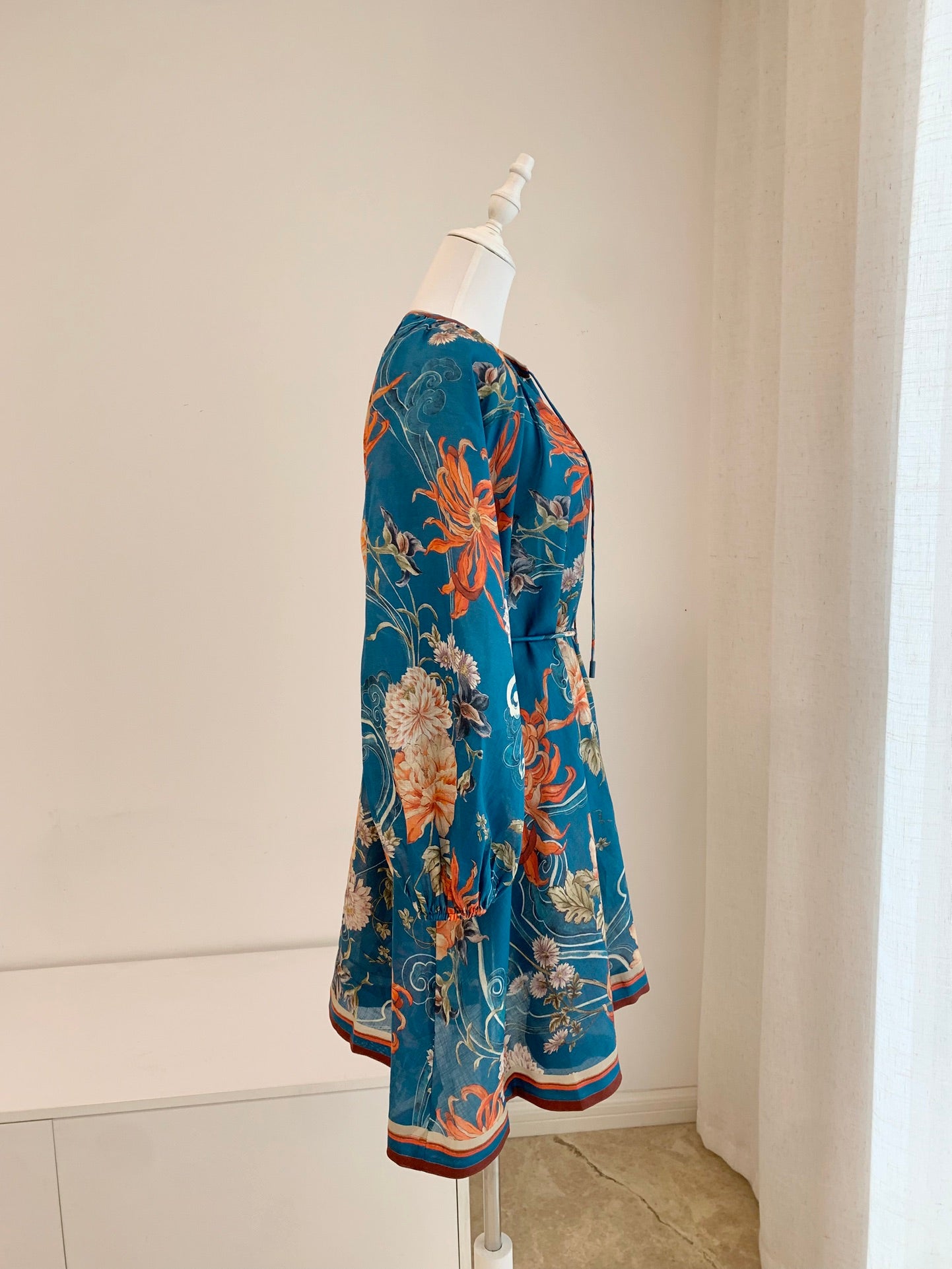 Alemais Fletcher floral-print mini dress blue ramie neck long sleeves tie waist 2508015AL