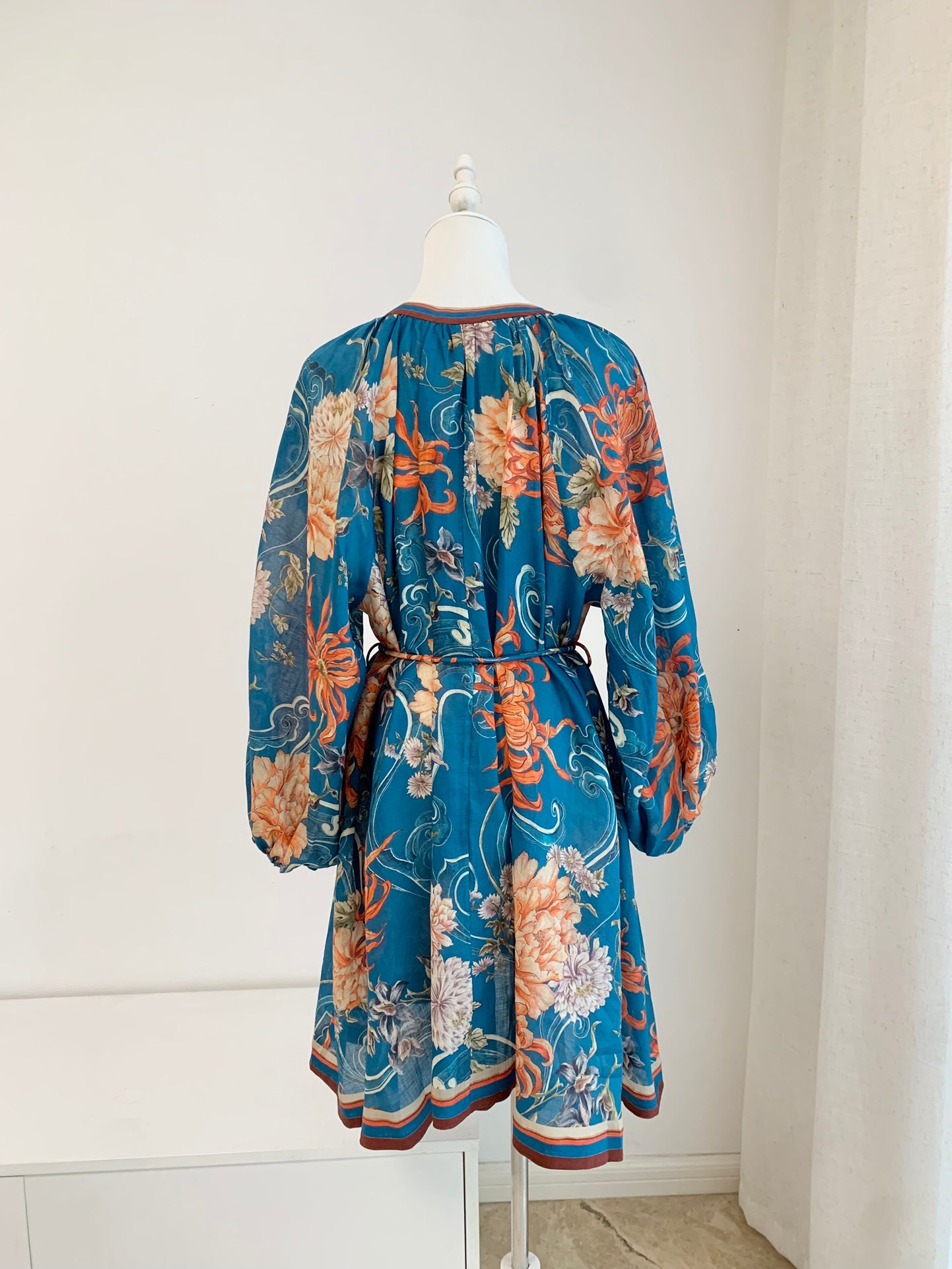 Alemais Fletcher floral-print mini dress blue ramie neck long sleeves tie waist 2508015AL