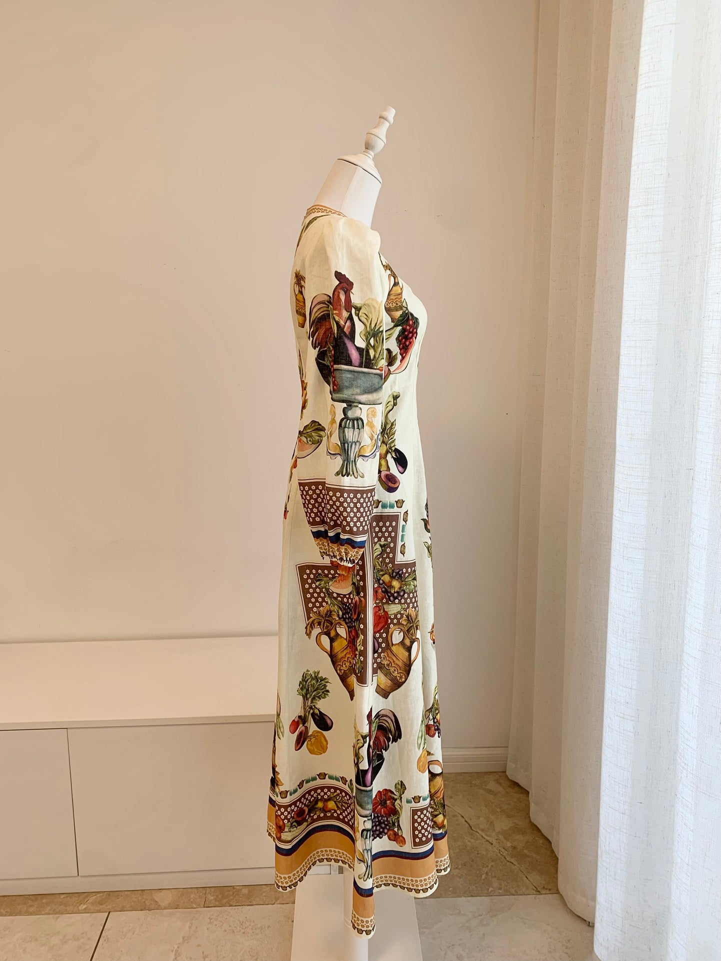 Alemais Autumn Midi Dress Long Lantern Sleeve Beige Fruit Print o-neck Rear-Zip 2508068AL