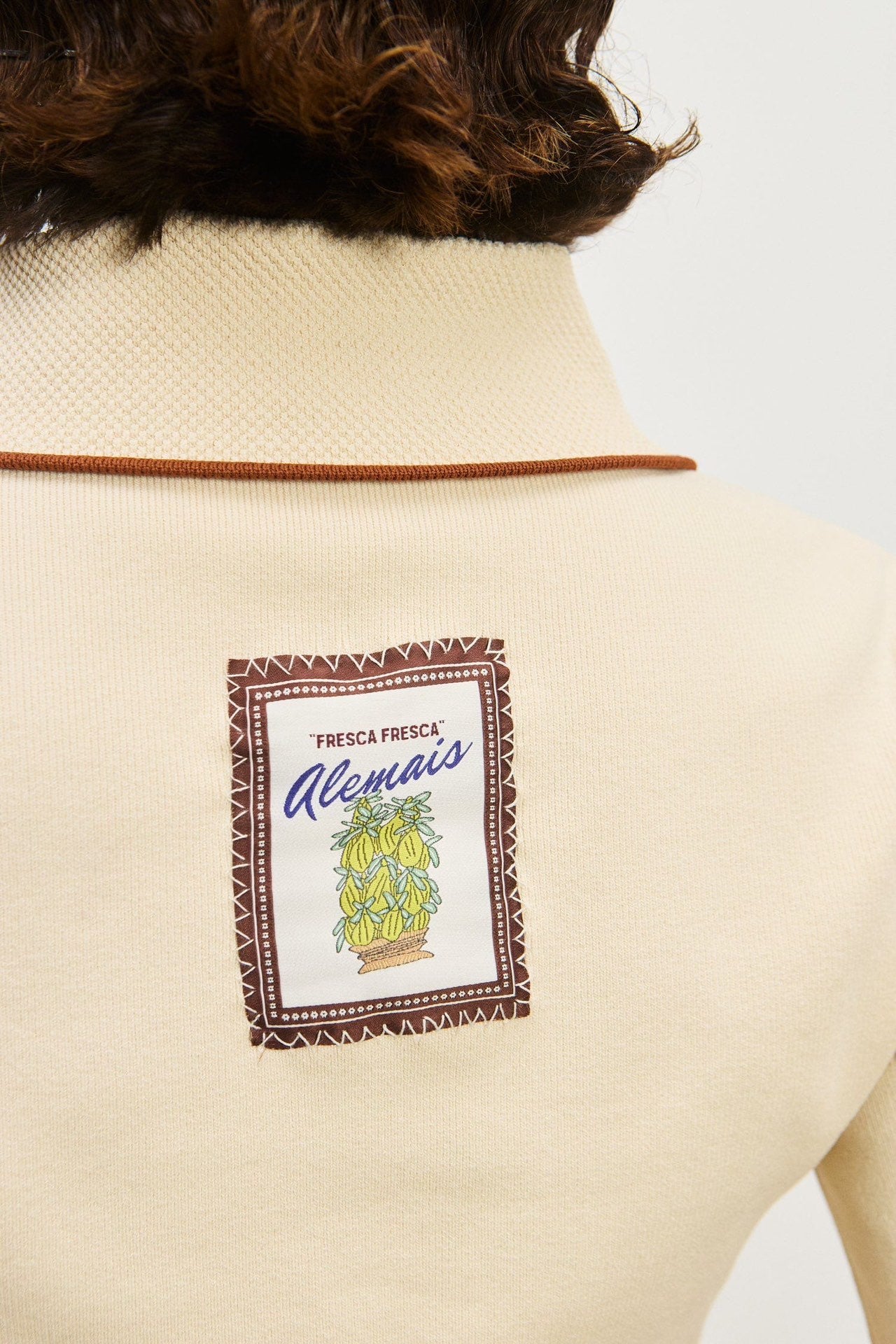 Alemais Knit Tops Polo Collar Beige Short Sleeve Patch Pad Viscose Blended Half Zip 2508093AL