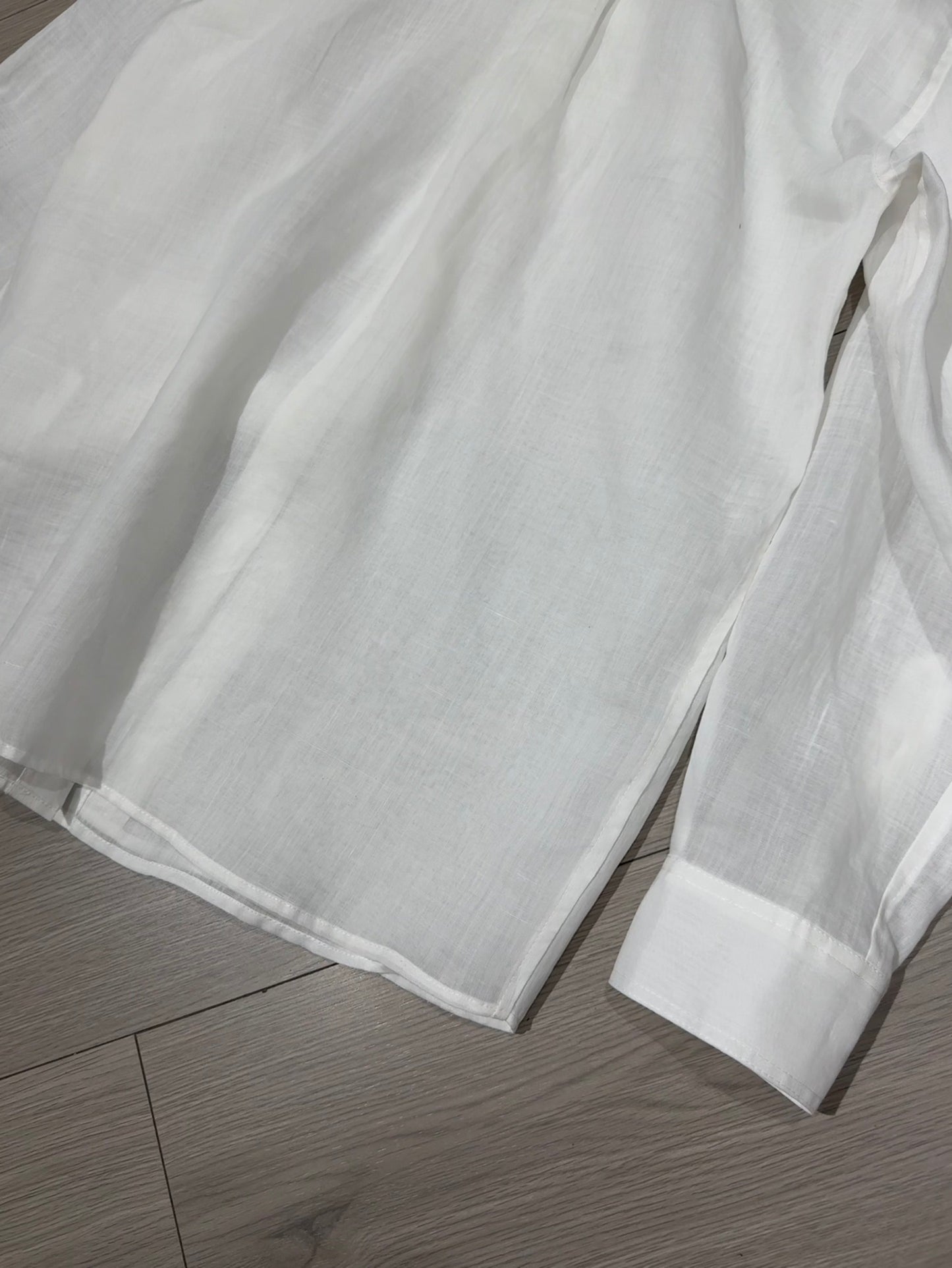 Toteme Double Collar Shirt white front button long sleeves buttoned cuffs ramie curved hem 2505090TT