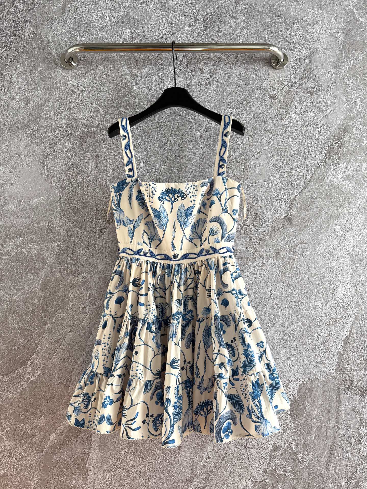 Agua Cotton mini dress sleeveless blue print back-zip embroider waist shoulder strape backless 2504112Agu