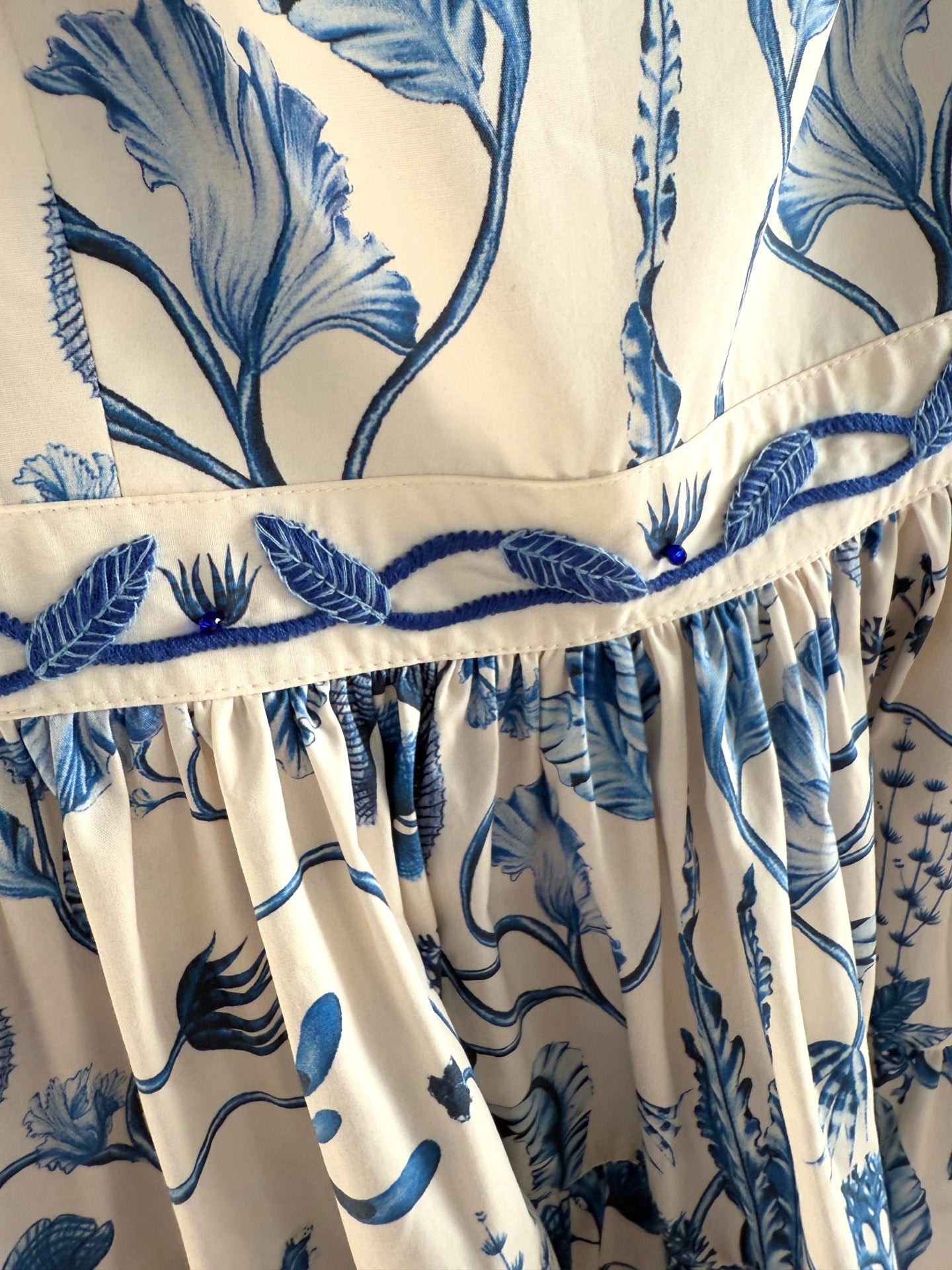 Agua Cotton mini dress sleeveless blue print back-zip embroider waist shoulder strape backless 2504112Agu