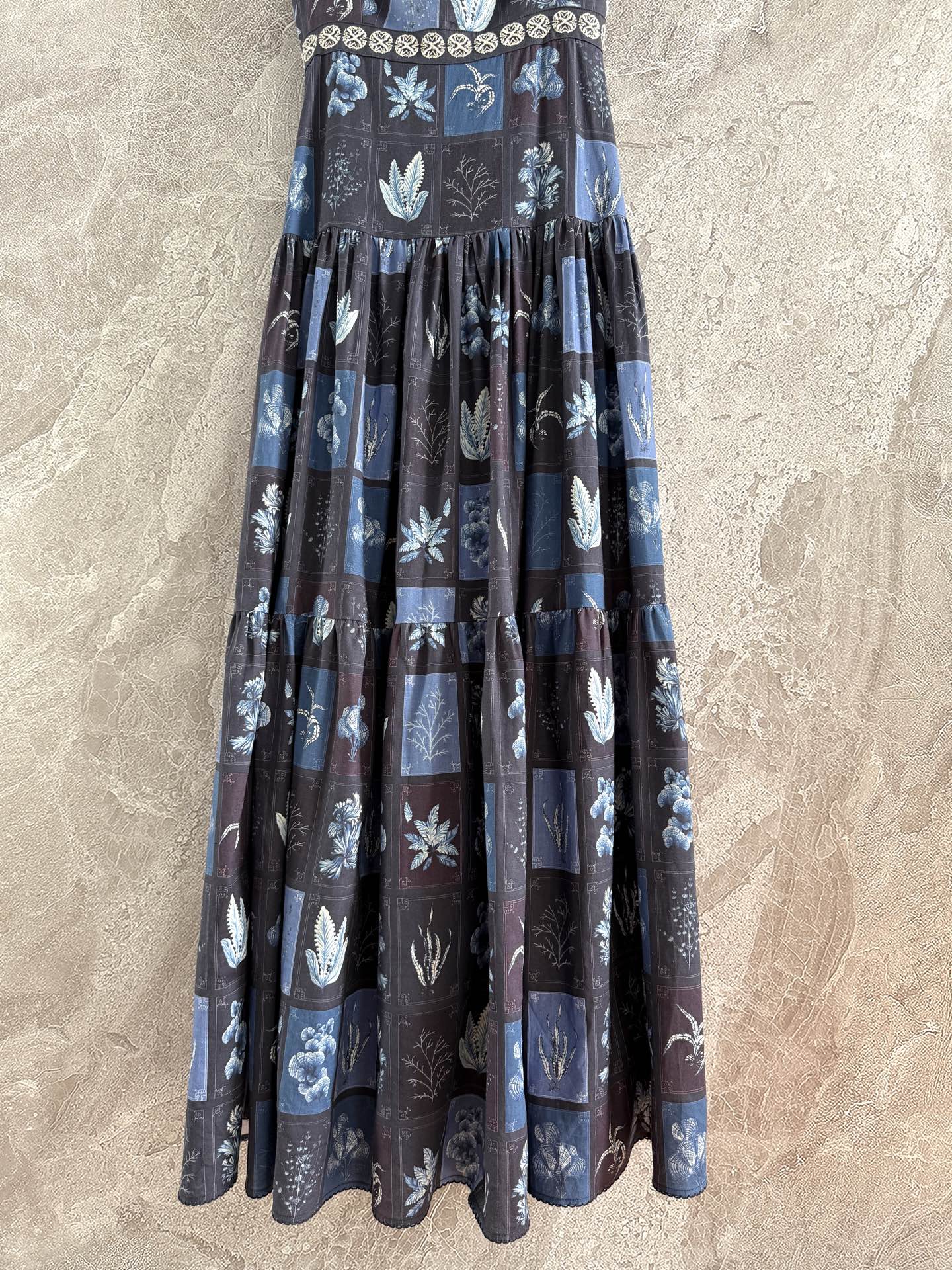 Agua spaghetti strape maxi dress linen navy blue slash neck floral print embroidery waist 2505001AGU