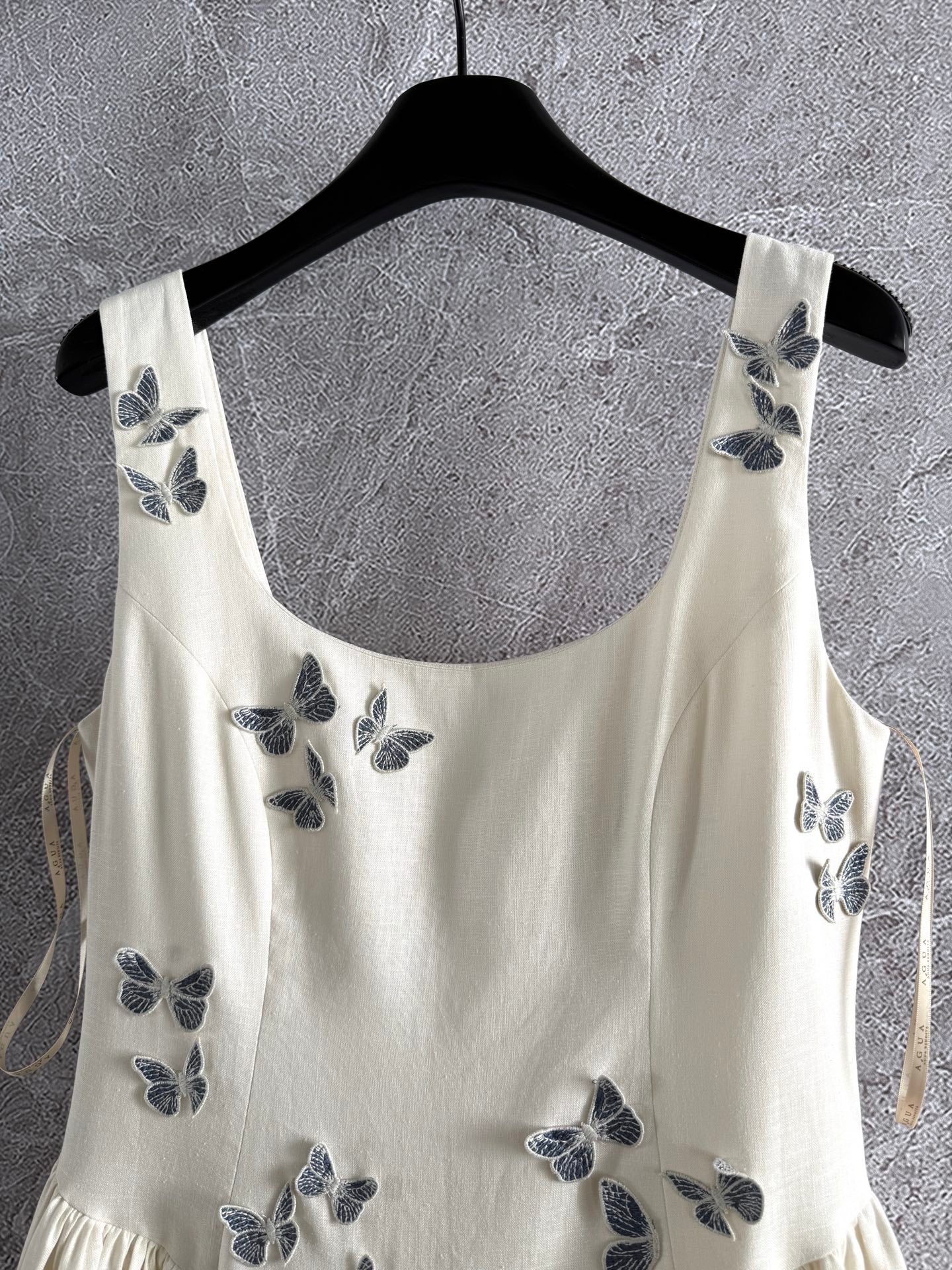 Agua White Mini Dress U-Neck Sleeveless Butterfly embroidery applique back-zip high-waist 2505007AGU