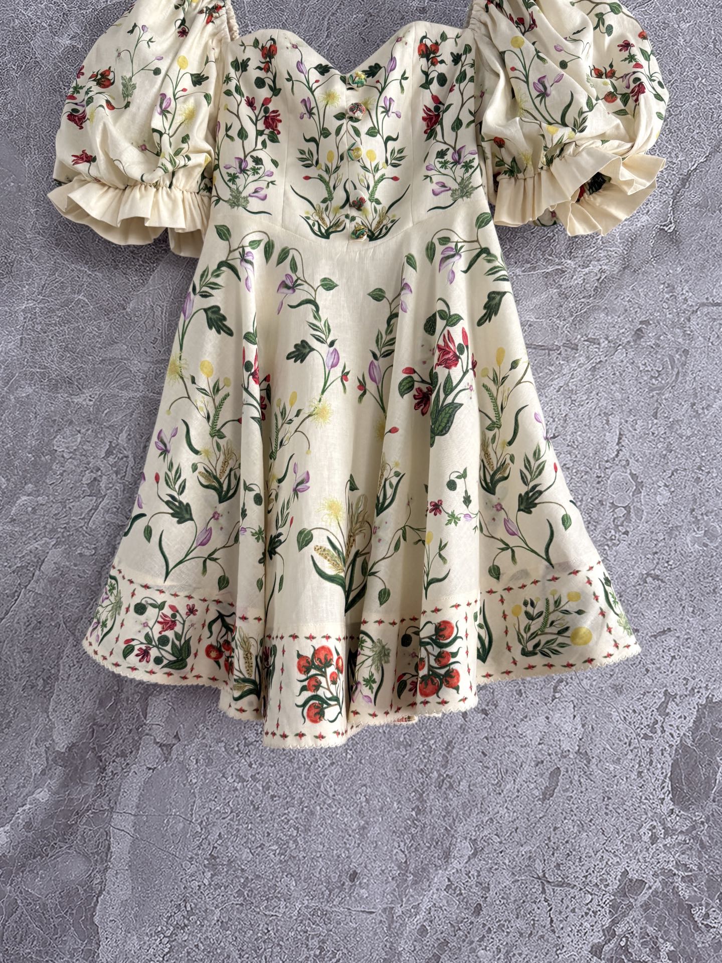 Agua Vuelo Cultivo linen dress beige linen floral print decorative button sweetheart neck short puff sleeves 2504182AGU