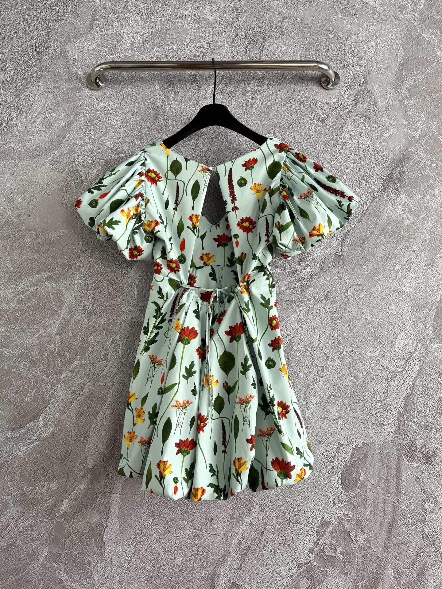 Agua Summer Mini dress cotton light green floral print V-neck pleated Puff-Short sleeve 2505083Agua