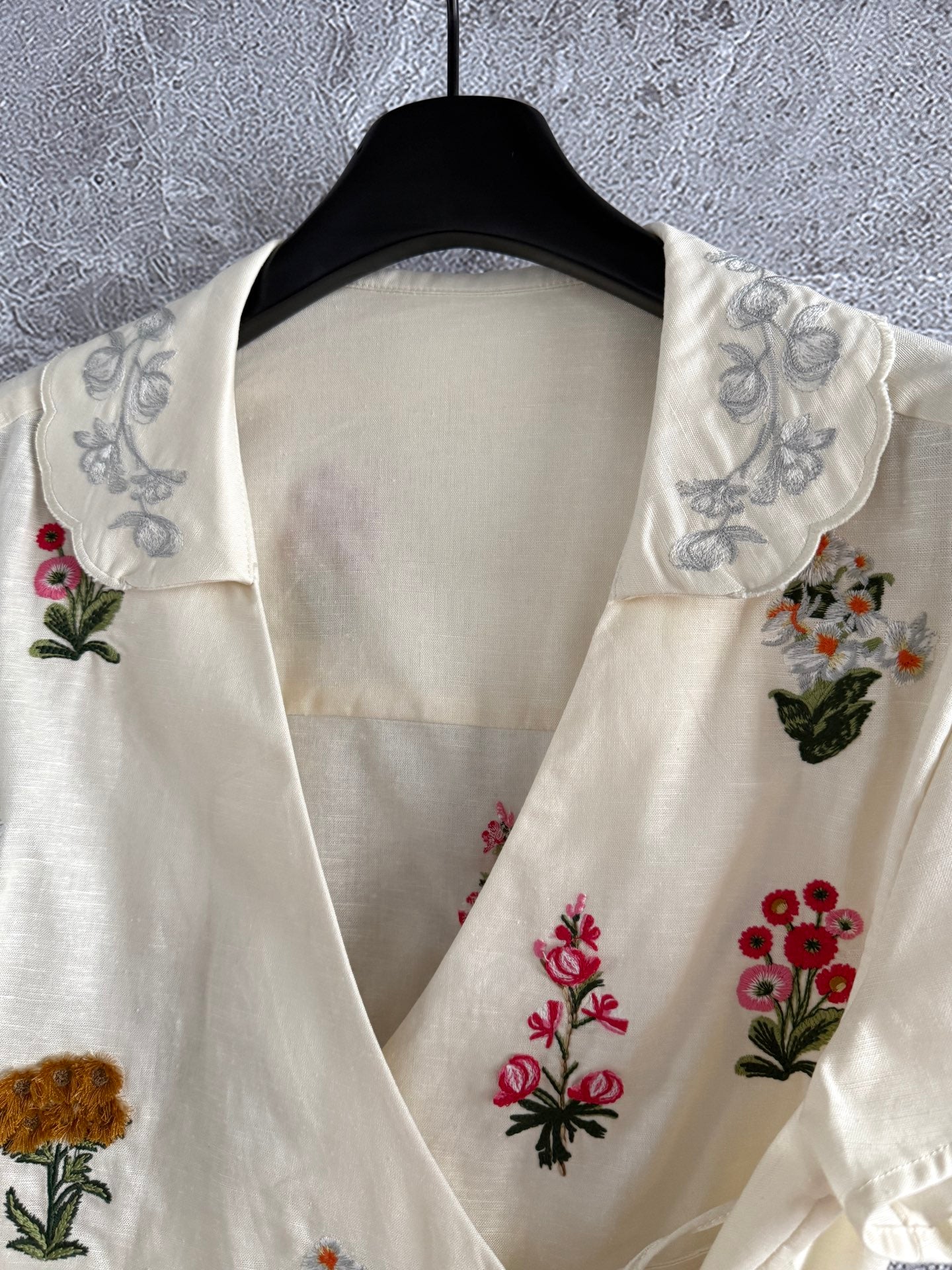 AGUA Summer Linen wrap Shirt Pants set floral embroidery beige V-neck wide-leg fix-waist 2506015AGUA