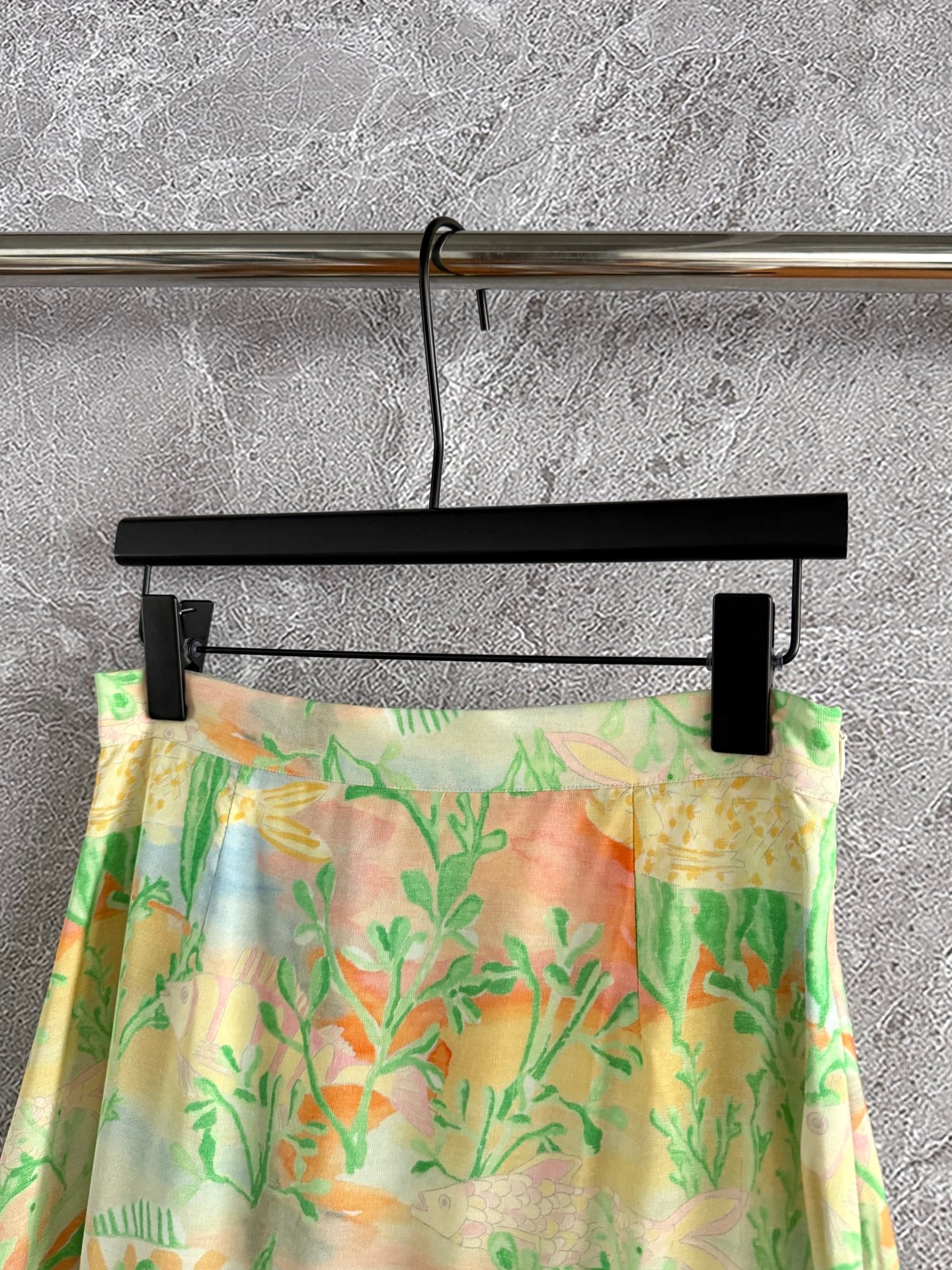 Helmstedt floral print midi skirt linen viscose light green side-zip fix-waist holiday style 2506075helmstedt