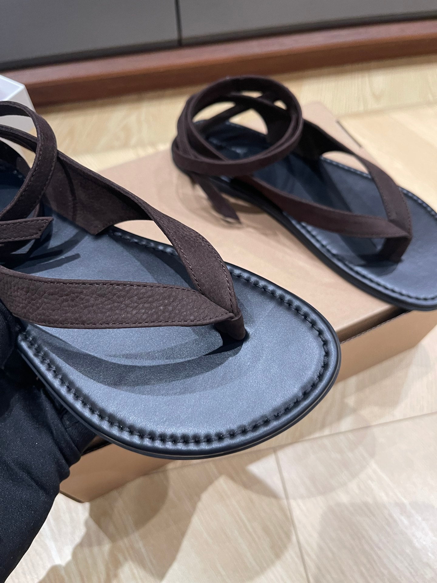 The Row Tie-up flip-flops sandals black leather suede flat sole women summer shoes 2503134TR