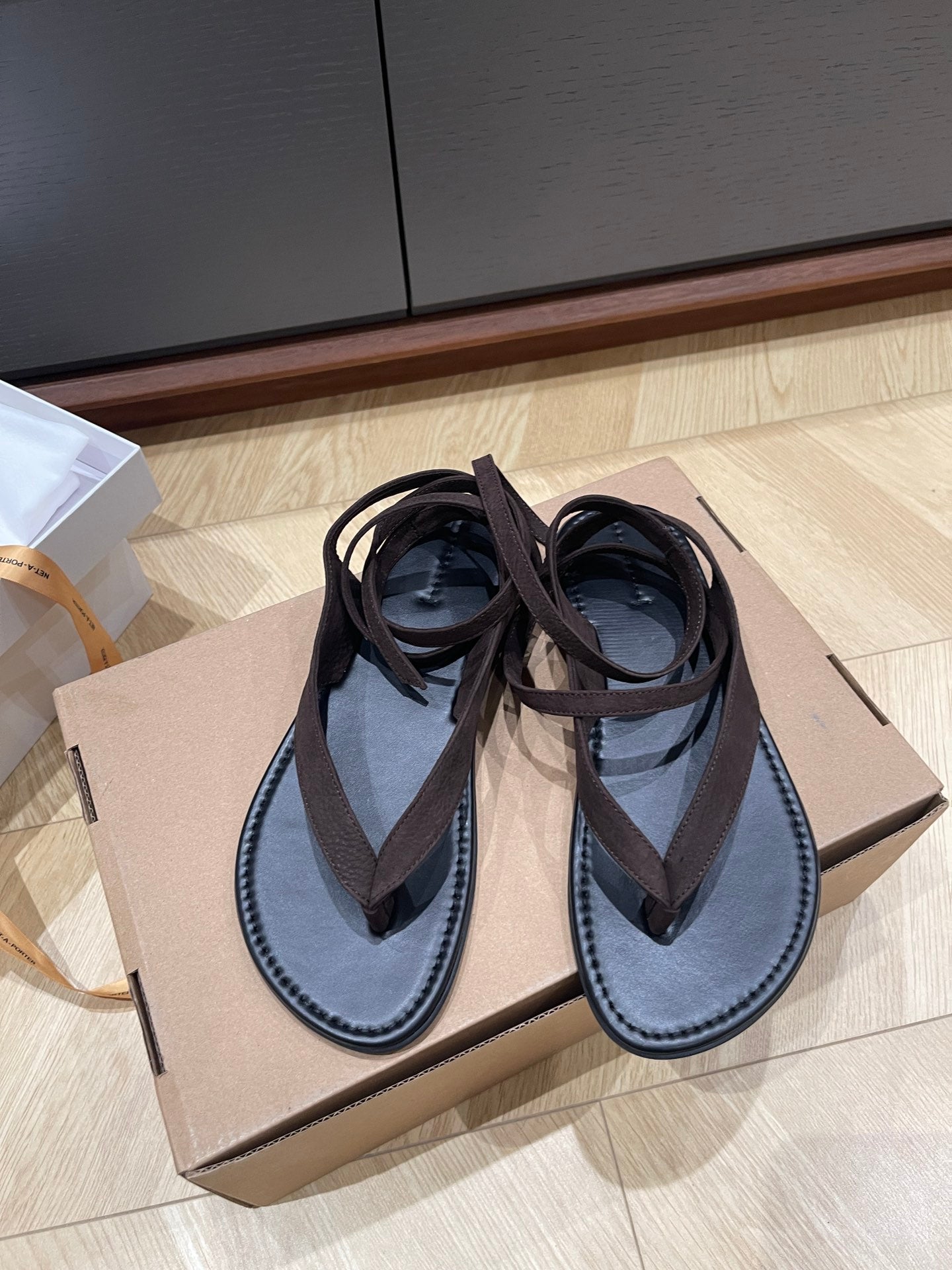 The Row Tie-up flip-flops sandals black leather suede flat sole women summer shoes 2503134TR