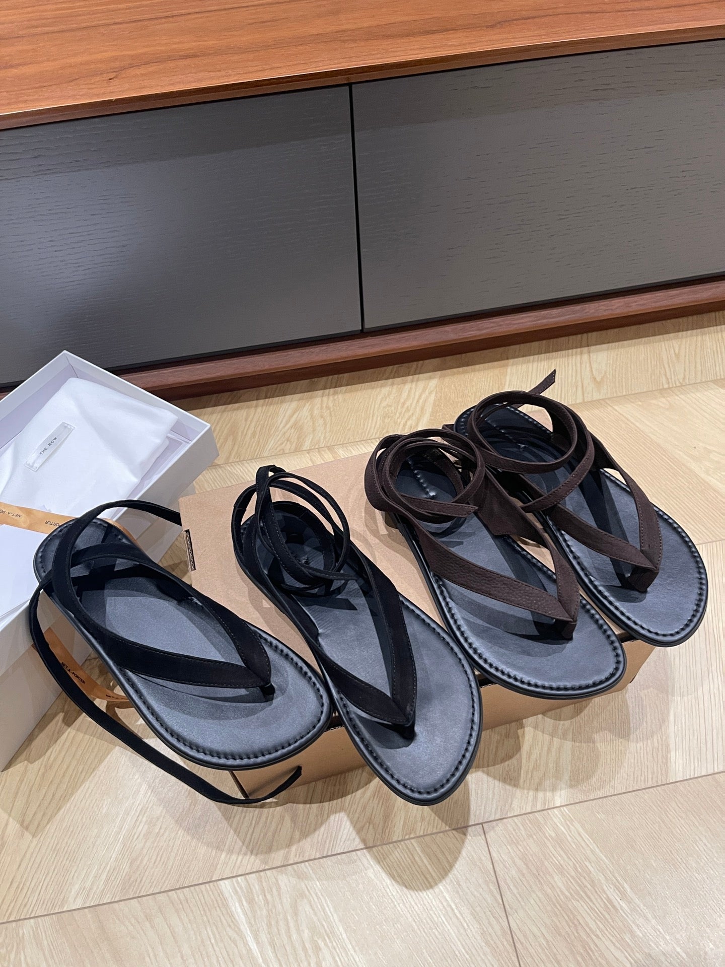The Row Tie-up flip-flops sandals black leather suede flat sole women summer shoes 2503134TR