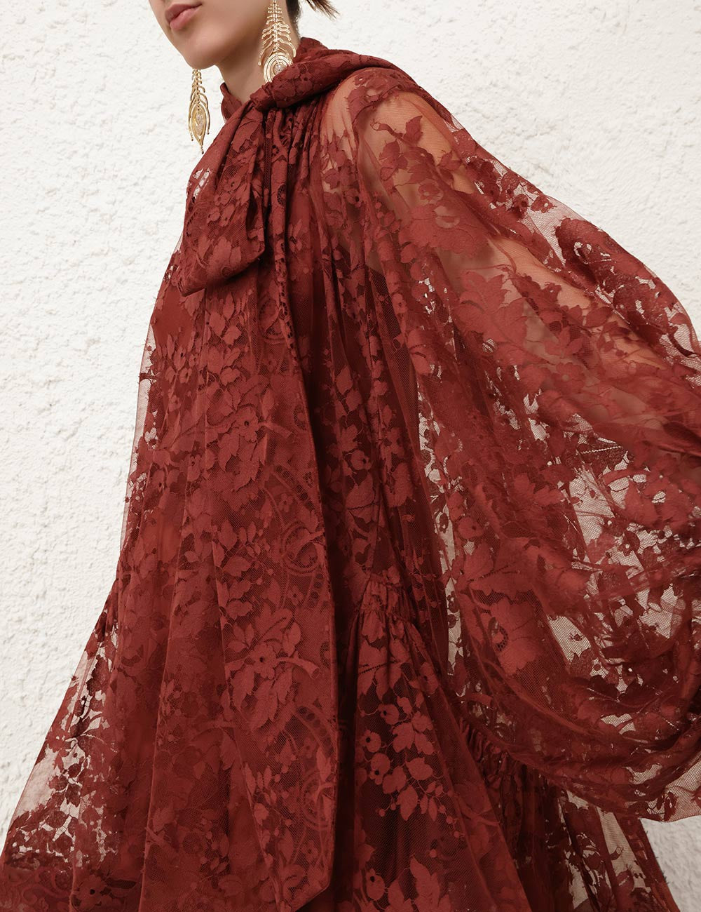 Pre-sell Illustration mini dress rust red cotton blend Chantilly lace V-neck self-tie long puff sleeves 2410009Zim
