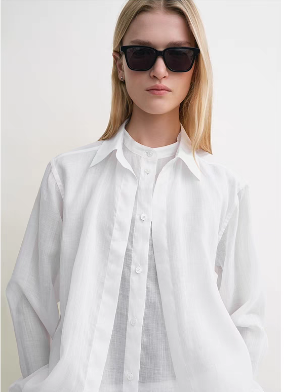 Toteme Double Collar Shirt white front button long sleeves buttoned cuffs ramie curved hem 2505090TT