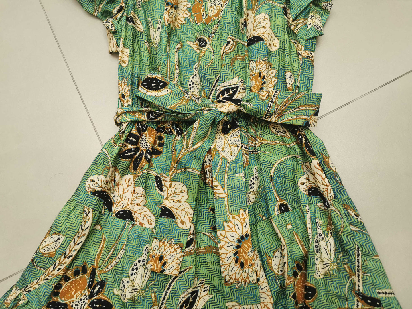 Ulla Johnson Floral Print Midi Dress Short Puff Sleeve Light Green Belted Waist V-neck 2506078UJ