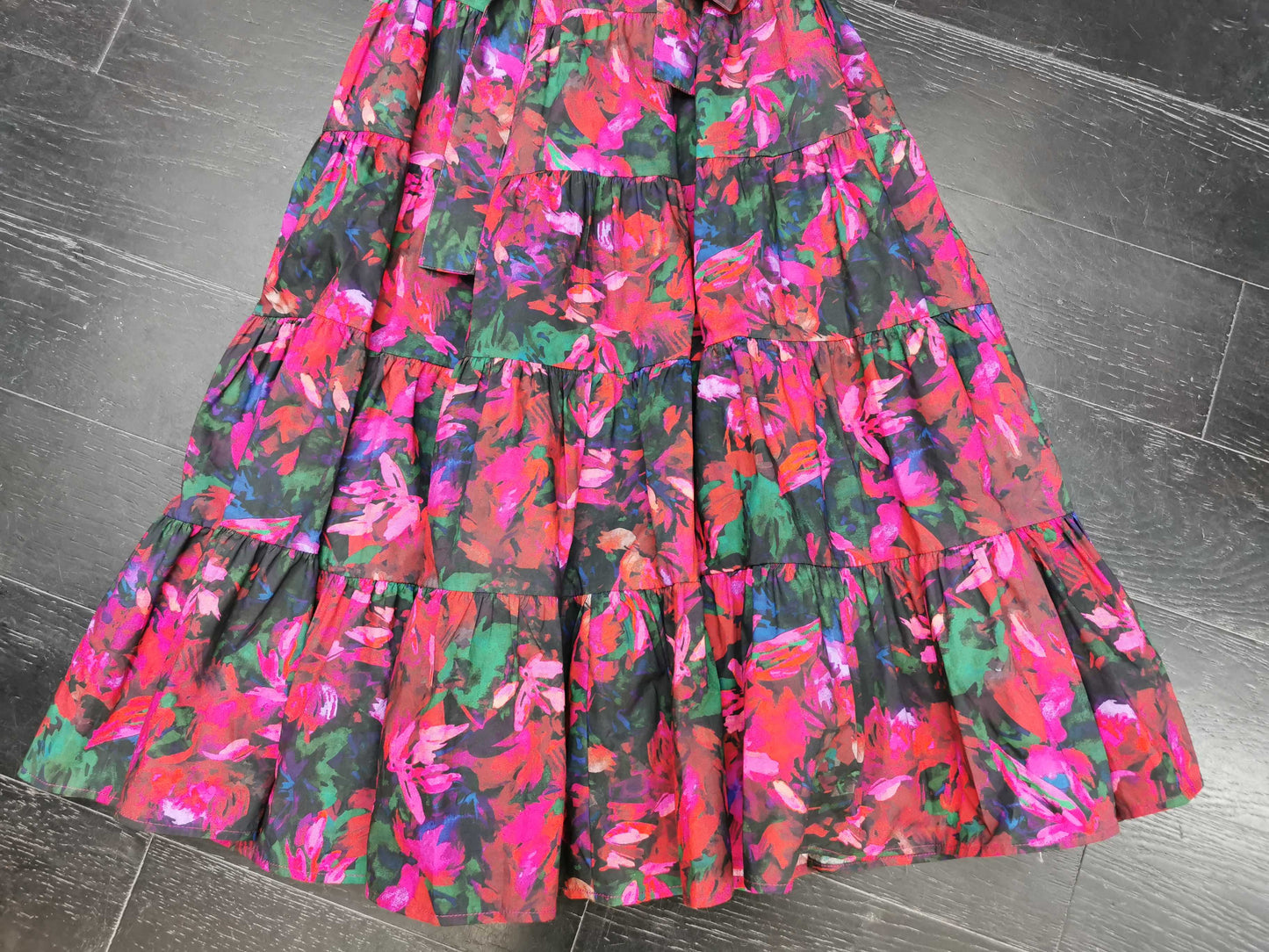 Ulla Johnson Summer Midi Dress Floral print rosa short puff sleeve belted waist v-neck 2506080UJ