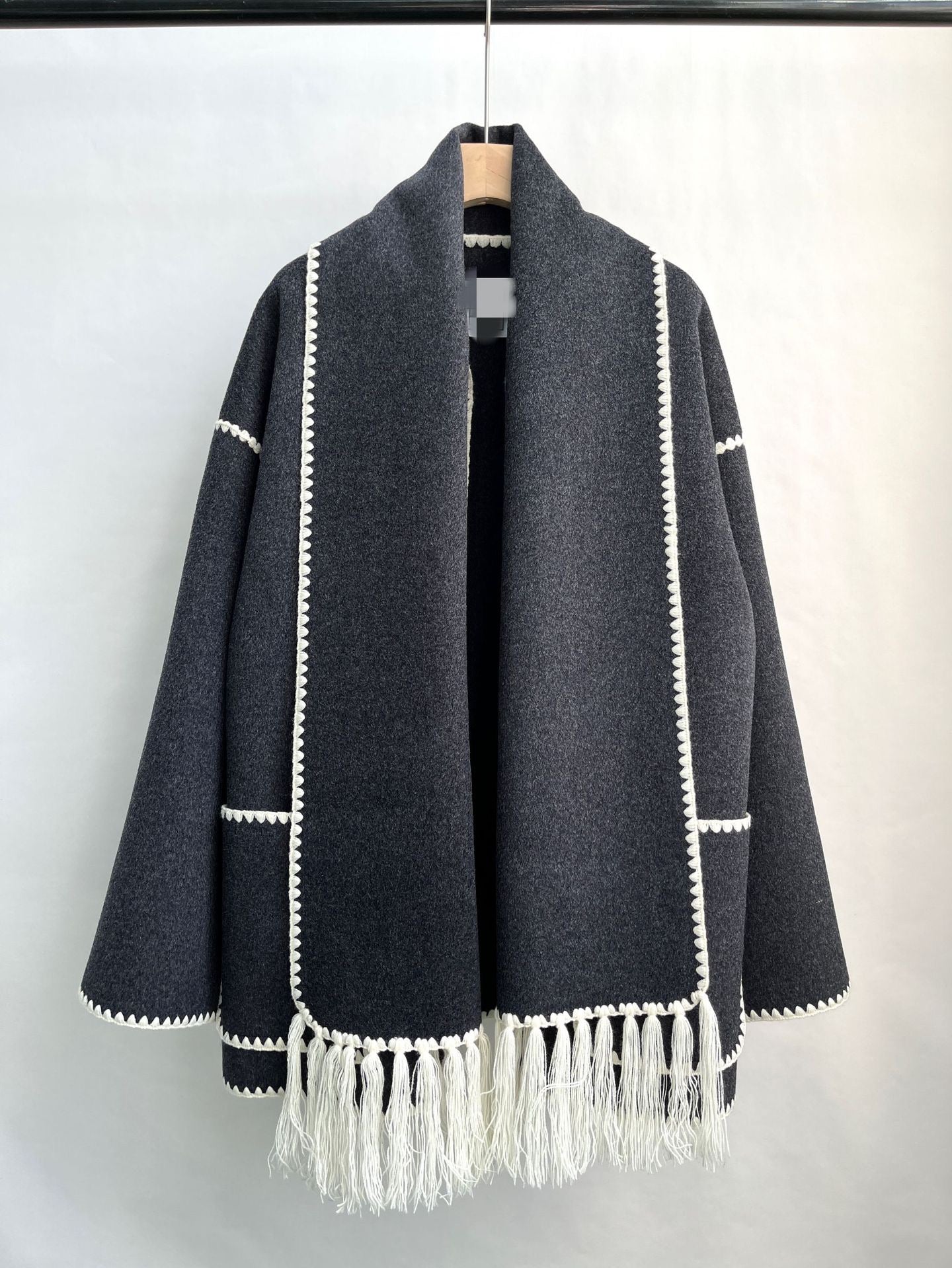 Toteme Women Oversized Scarf‑Attached Coat Contrast Stitching Tassel Wool Outerwear 2208112TT