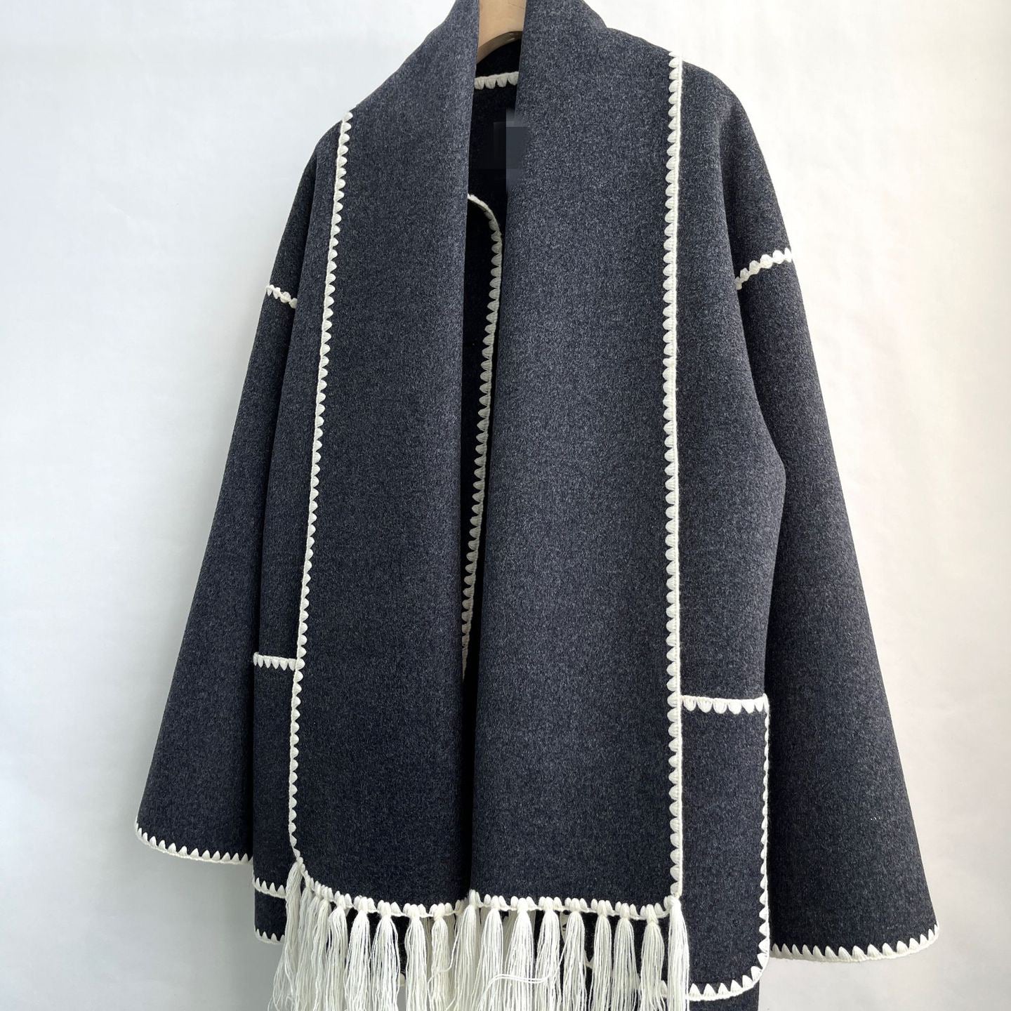 Toteme Women Oversized Scarf‑Attached Coat Contrast Stitching Tassel Wool Outerwear 2208112TT
