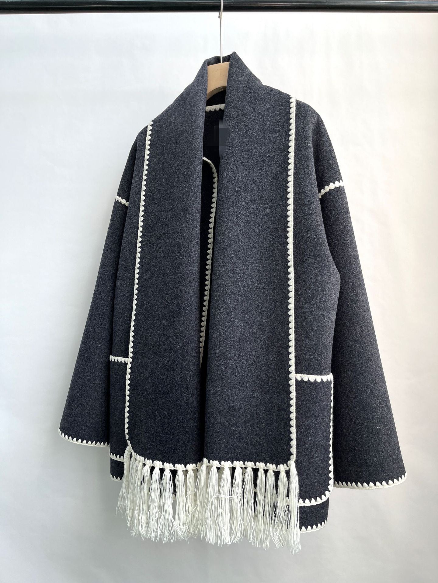 Toteme Women Oversized Scarf‑Attached Coat Contrast Stitching Tassel Wool Outerwear 2208112TT
