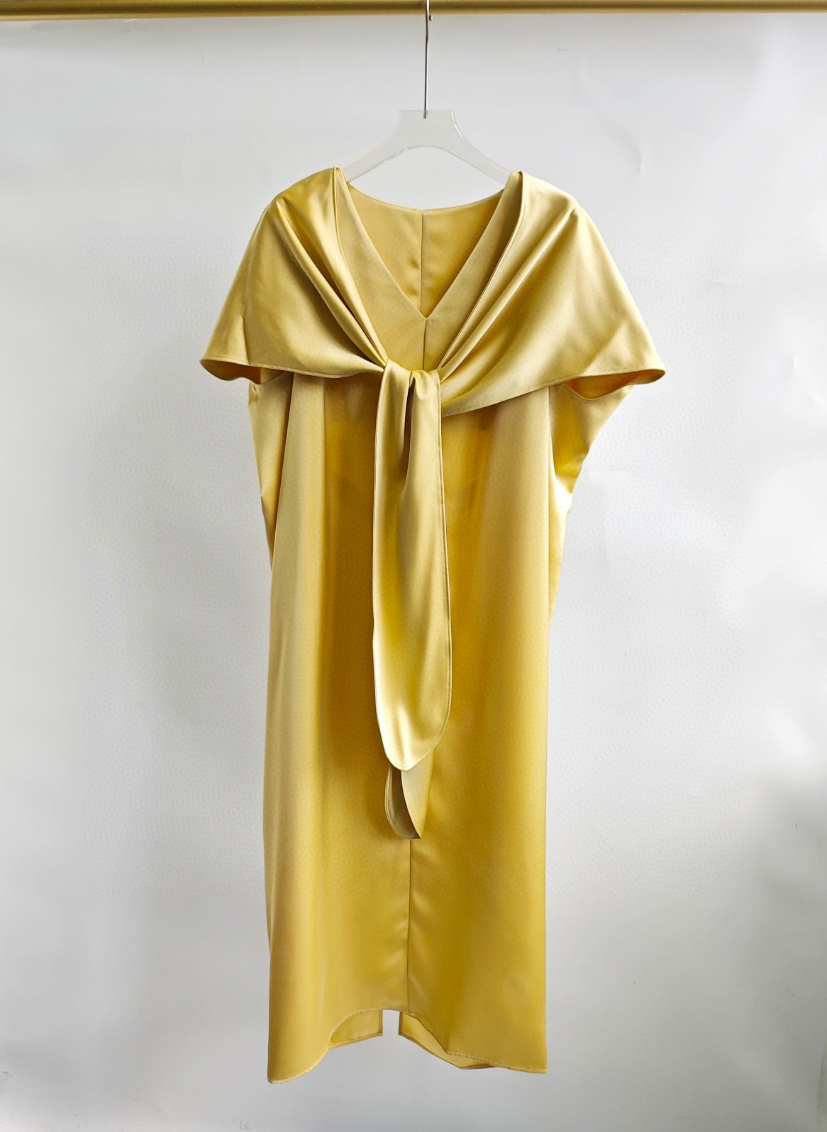 Toteme maxi dress acetage blended ankle length U-neck cape collar loose design satin yellow black