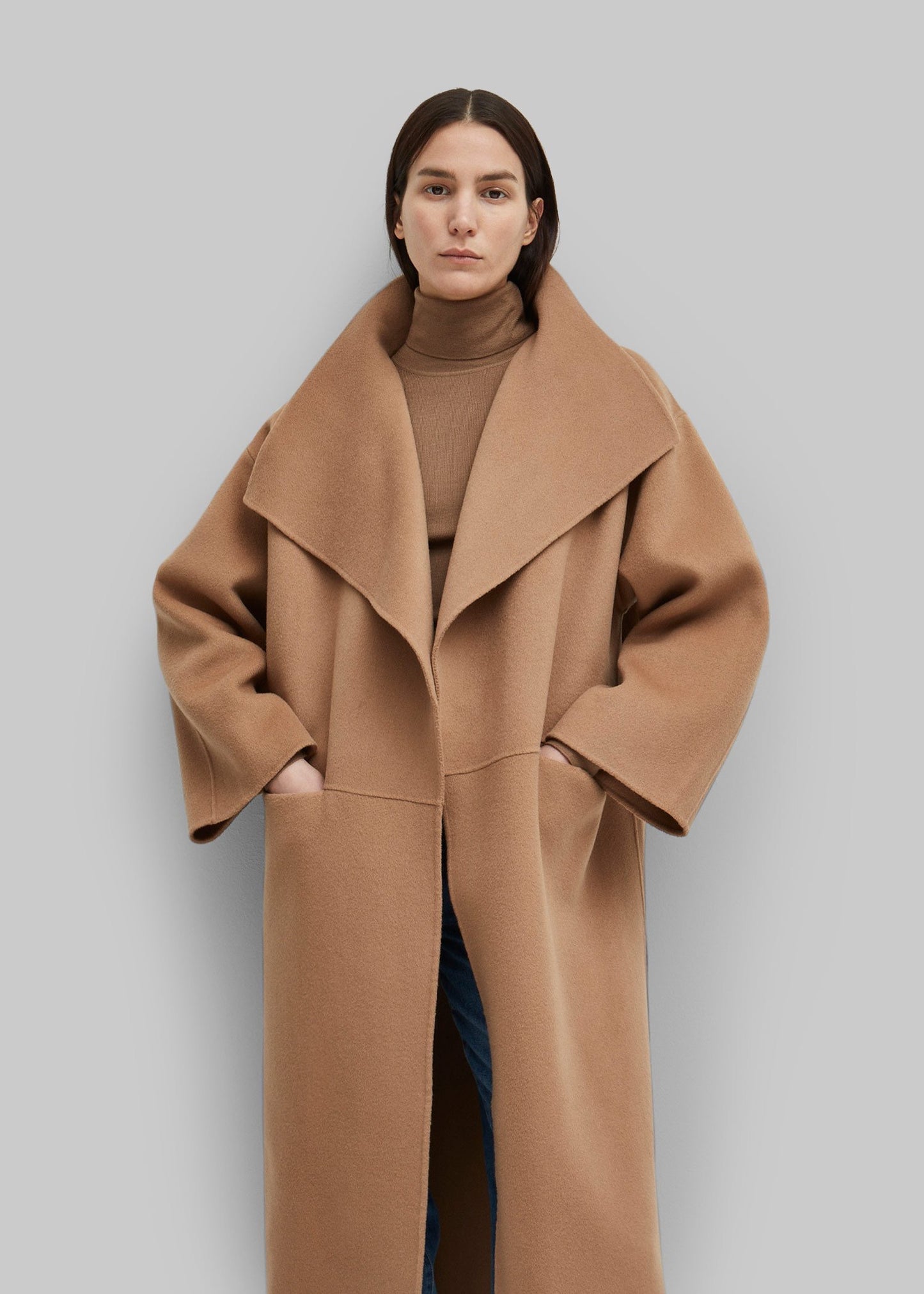 Toteme woollen long coat side slit oversize camel black long sleeve no-button 2003TO001