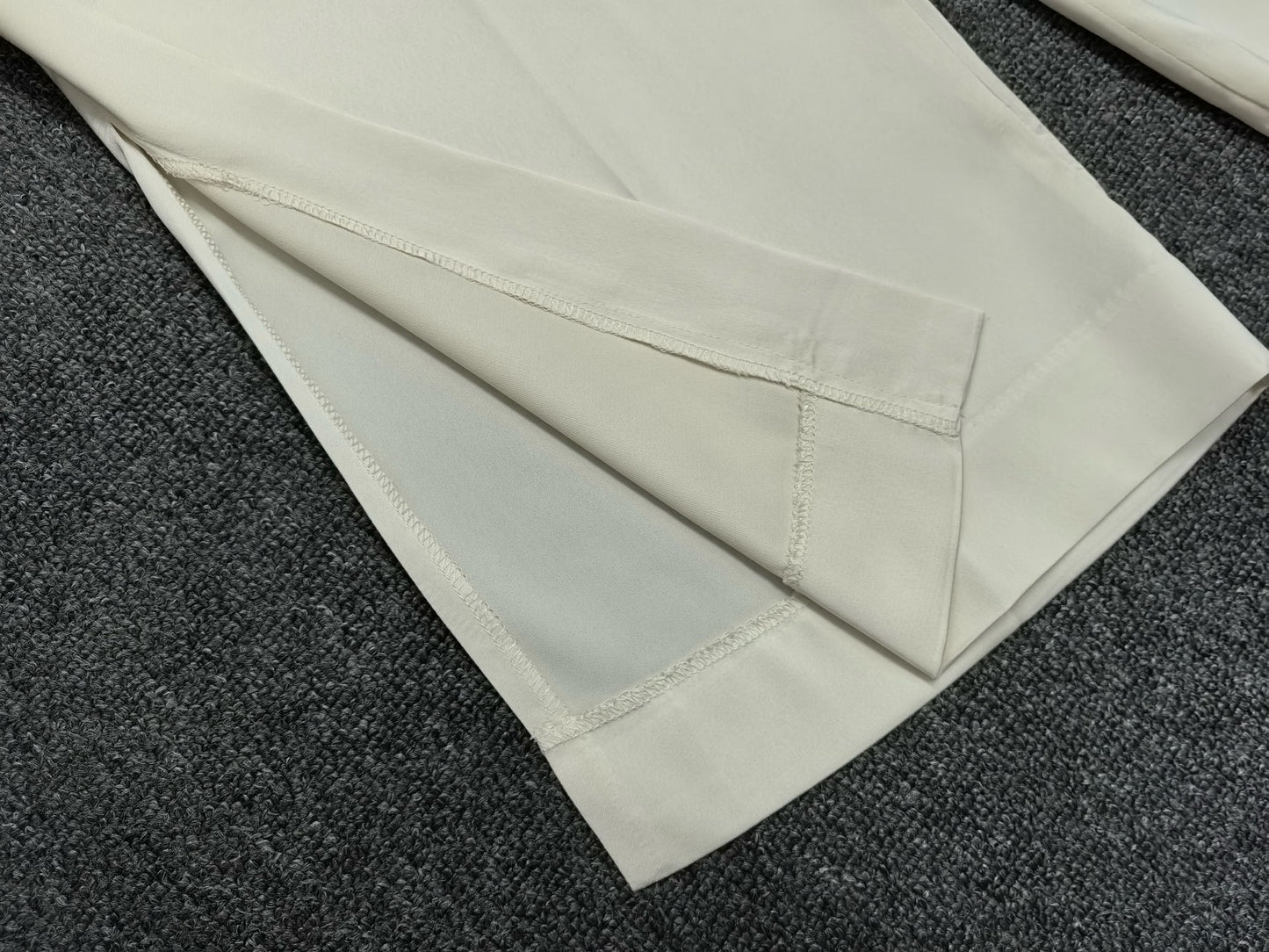 2501033TT Toteme Women Pants Trousers Wide Leg Full Length Viscose Acetate Satin Side Slit Fix-Waist Zipper Pocket