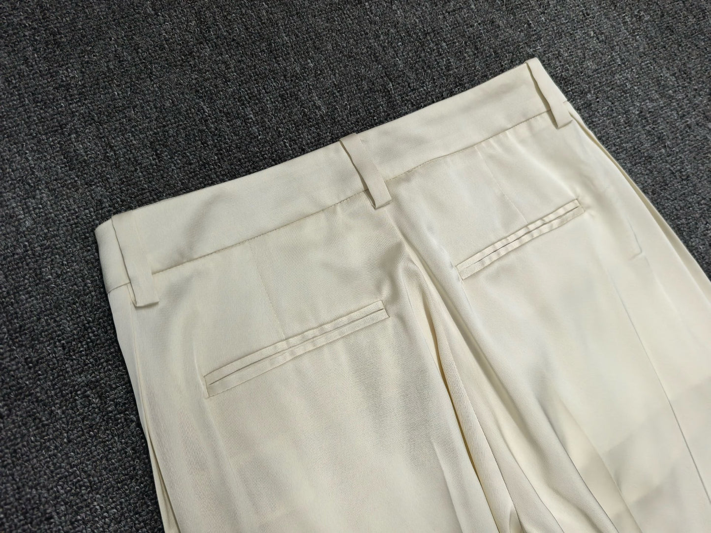 2501033TT Toteme Women Pants Trousers Wide Leg Full Length Viscose Acetate Satin Side Slit Fix-Waist Zipper Pocket