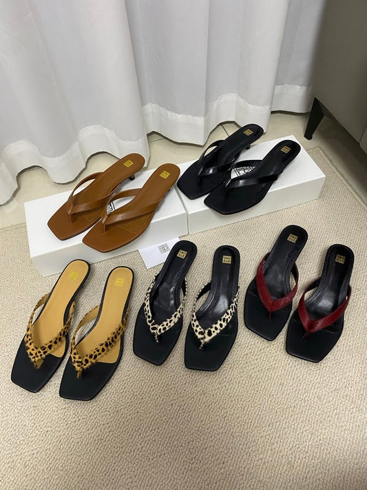 Toteme Flip-flop low-heels sheep skin sole summer women 3.5cm horsehair Toe-post sandals 2505086TT