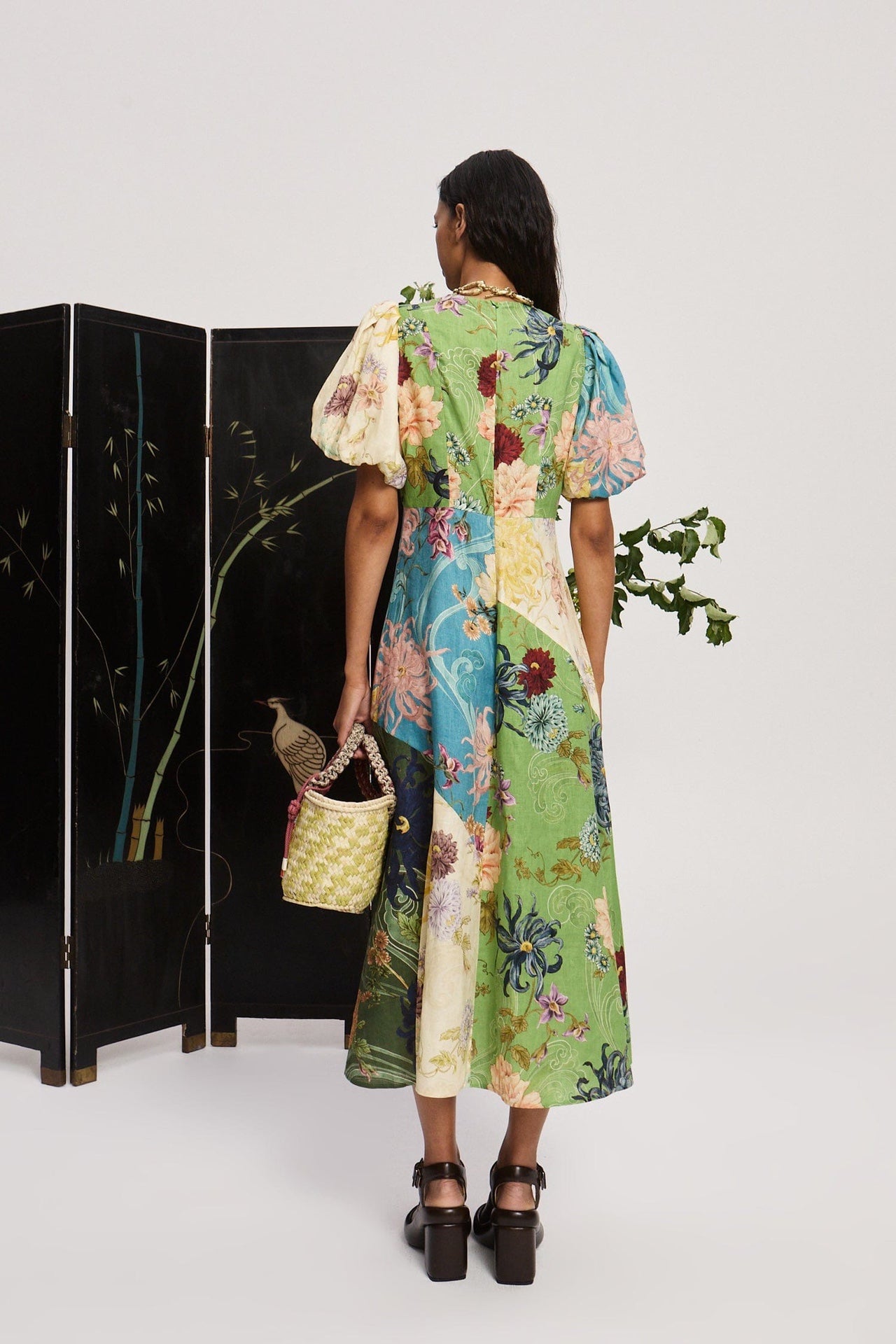 Alemais Avery midi dress light green rear zip floral print short puff sleeves flared linen 2507061AL