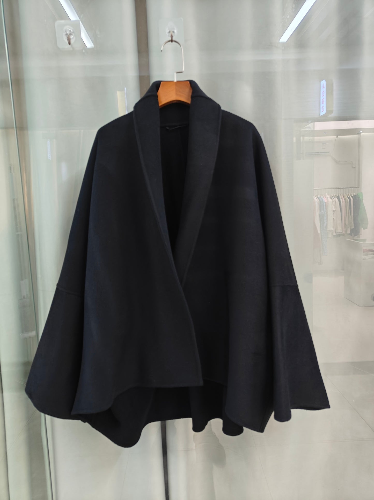 2411038TR The Row Winter Cape Jacket Wool Coat Black Plus Size Button-Free Long Sleeve V-Neck