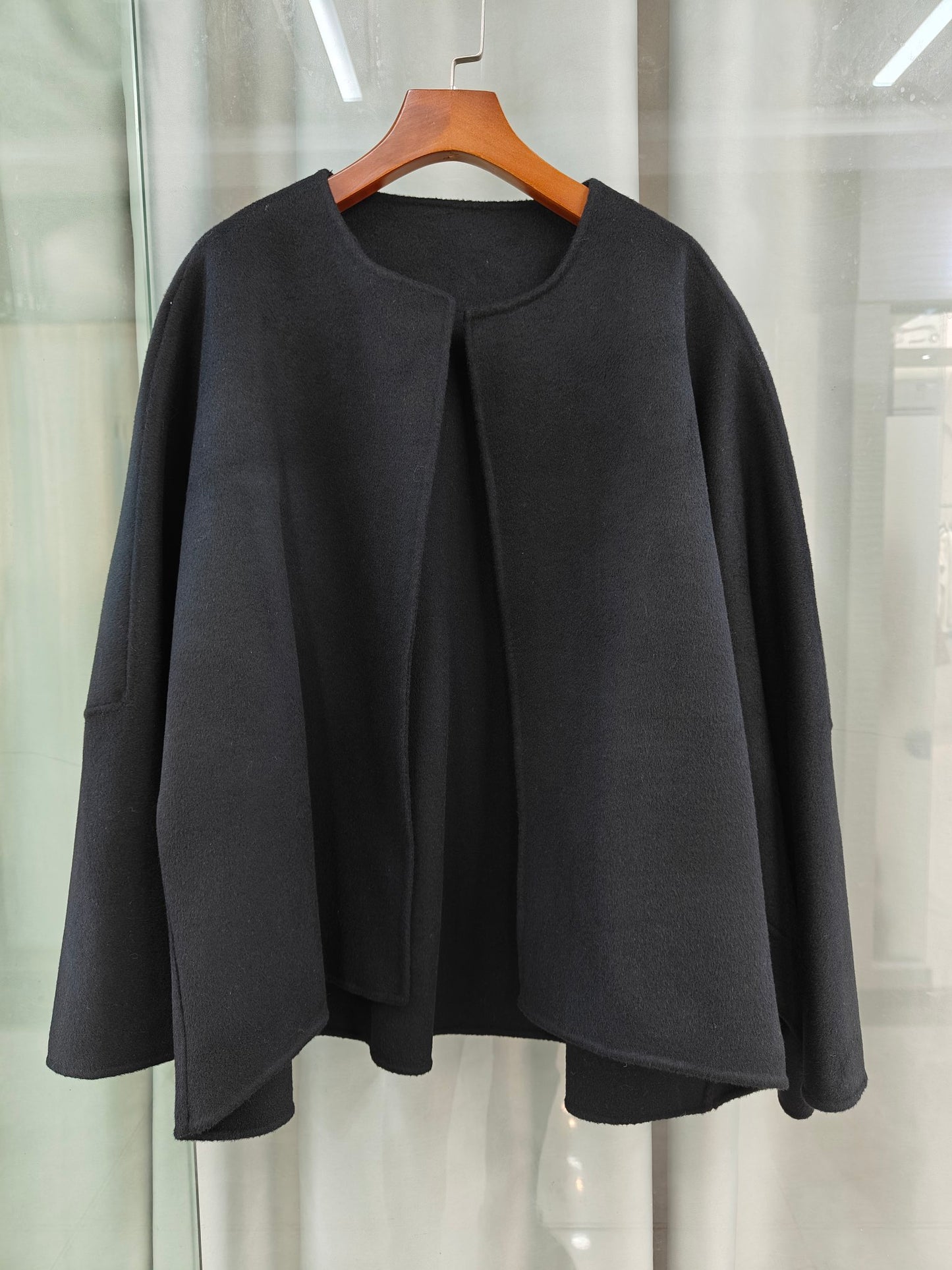 2411039TR The Row Woolen Coats Winter Jacket Cardigan Button-Free Black Long Sleeve Oversize O-Neck