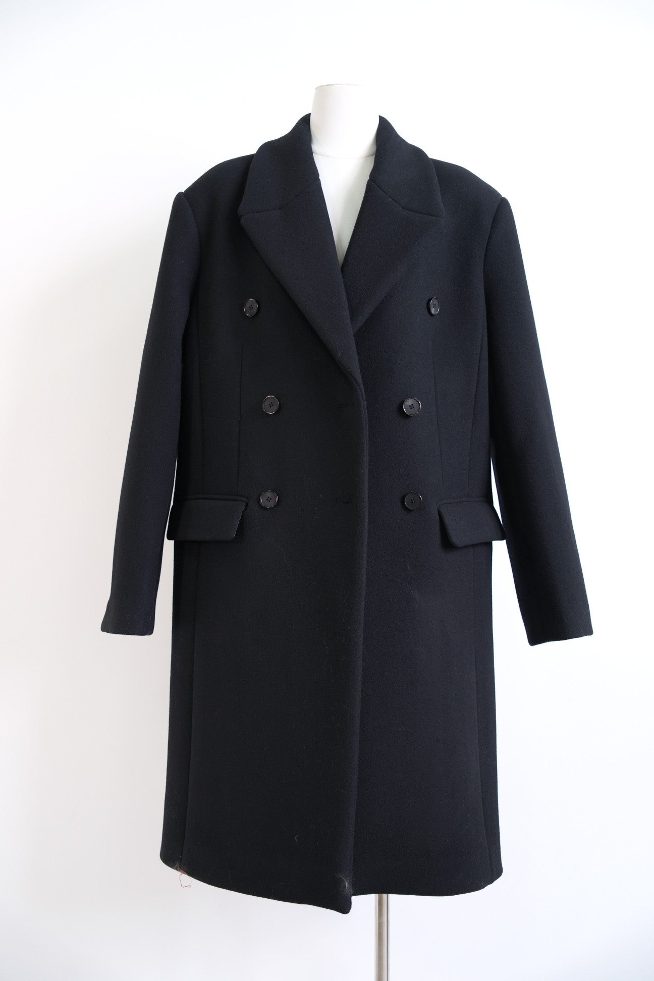 Toteme Winter Midi Coat Wool Blended Black Front Button Pocket Straight Hem Long Sleeve 2411023TT