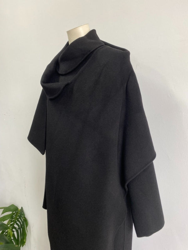 The Row Woolen Cocoon Coat Scarf Collar Oversize Black Long Sleeven Maxi Length 2511001TR