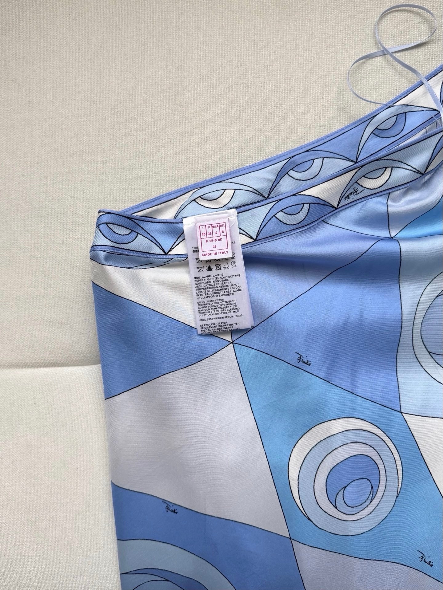 Luxury 100% Silk Halter Neck Dress Blue Retro Geometric Print Women Vacation Midi Dress 2608052Pucci