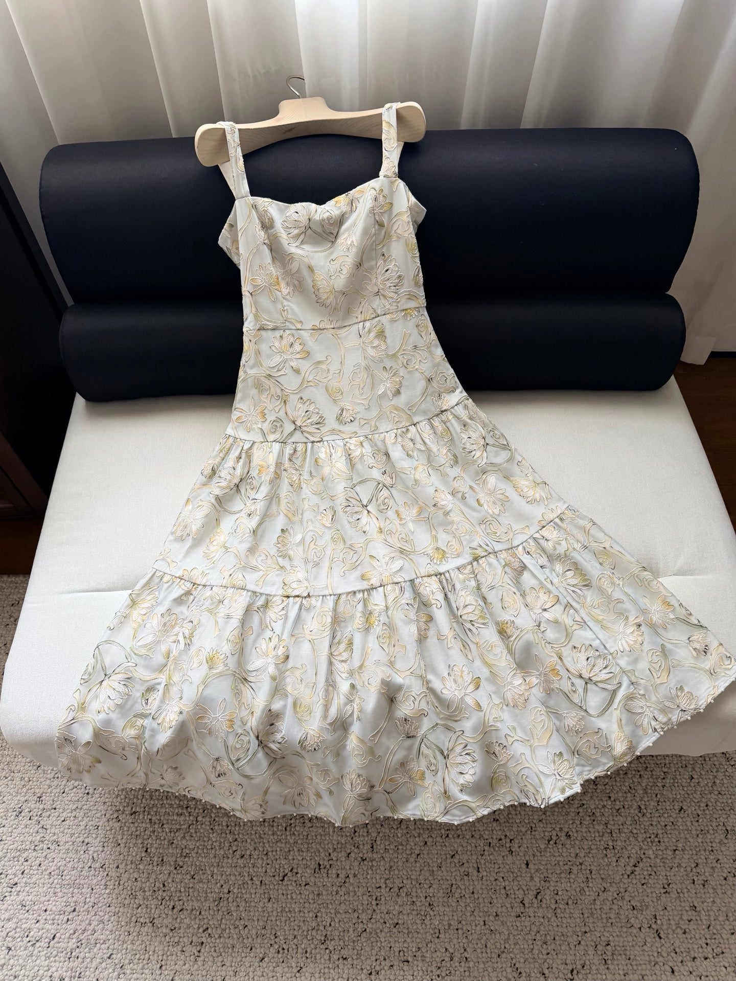 Agua Elegant Spaghetti Strap Midi Dress Floral Embroidery Polyester Shell Linen Lining Dress