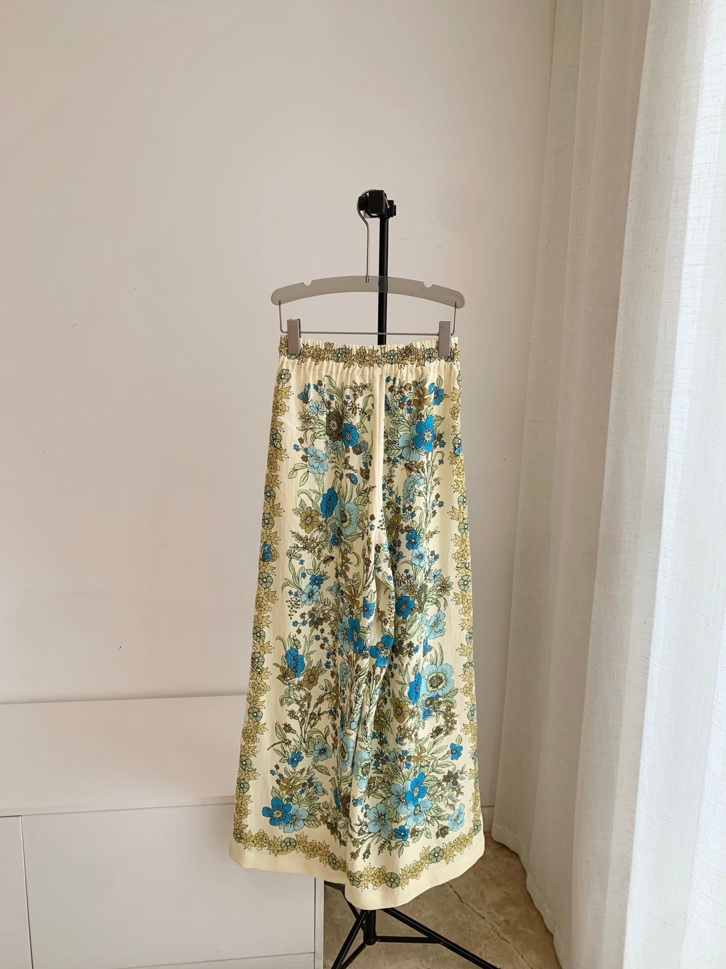 Alemais Women 100% Linen Two‑Piece Set Vintage Floral Cropped Top Wide Leg Pants Outfit 2608047AL
