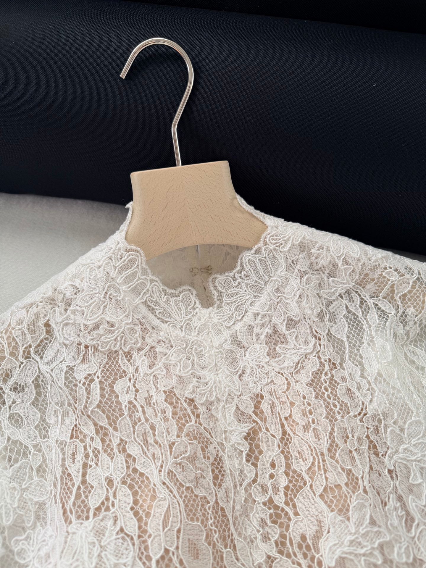 Helsa Women Cream Acetate Blend Mini Dress Lace Cape Overlay Formal Evening Wear 2608073Helsa
