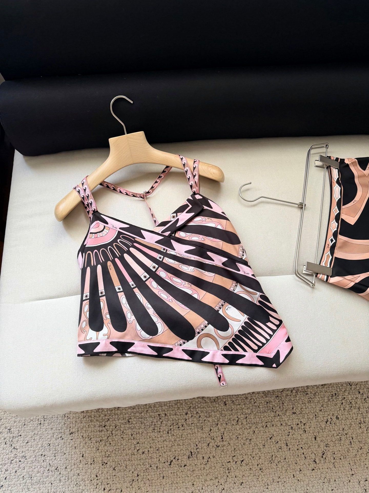 Pucci Retro Abstract Printed Cropped Cami Top Double Strap Halter Back For Women Daily Outfit 2608074Pucci
