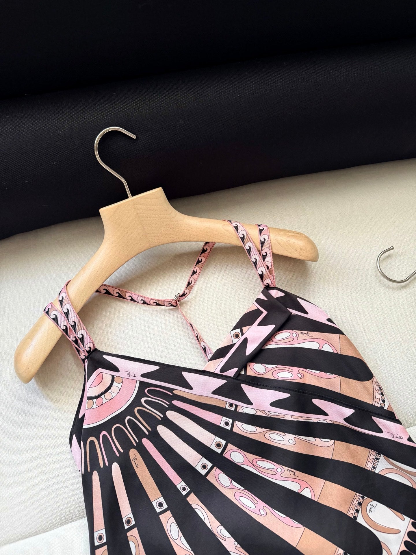 Pucci Retro Abstract Printed Cropped Cami Top Double Strap Halter Back For Women Daily Outfit 2608074Pucci