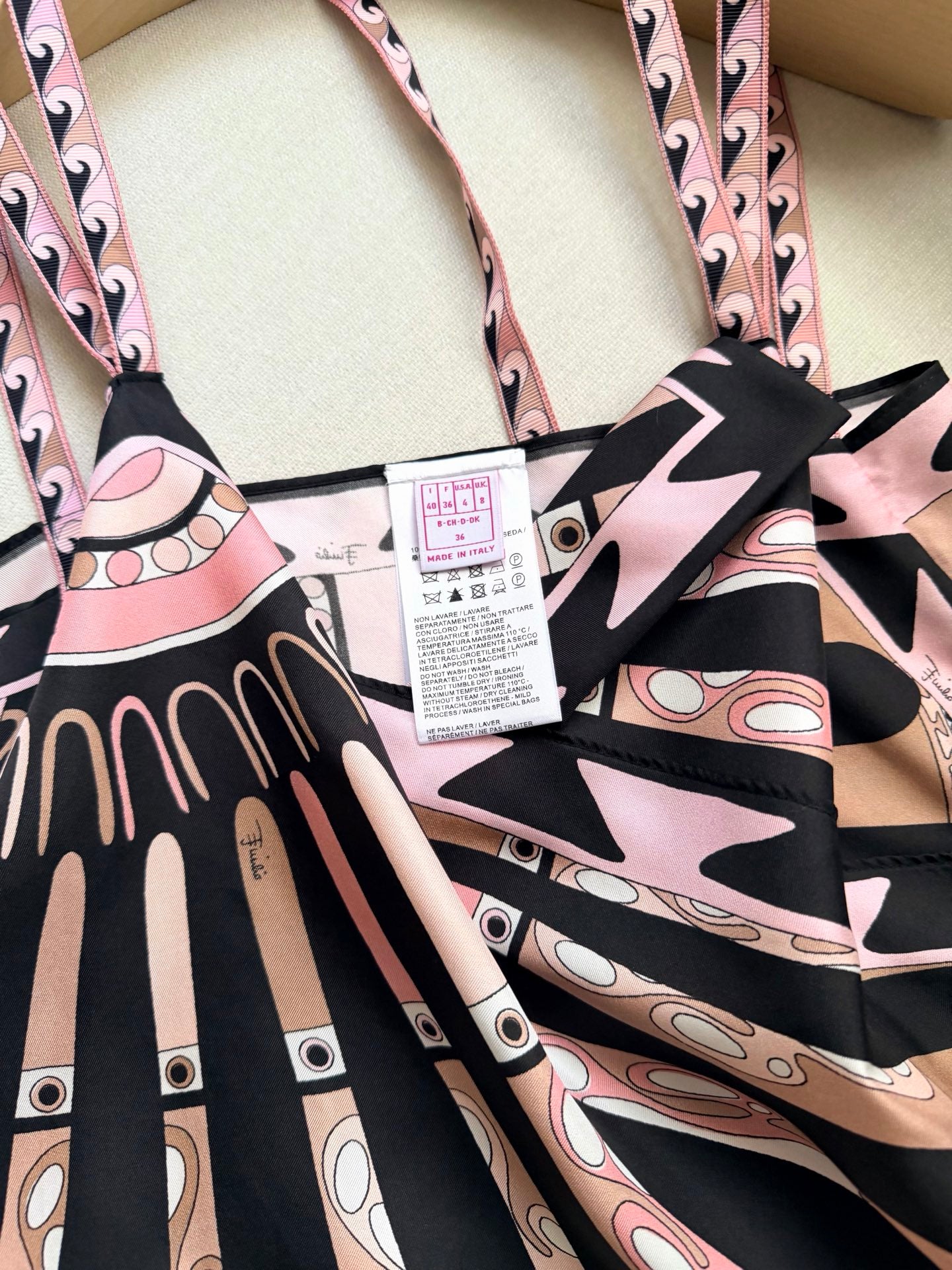 Pucci Retro Abstract Printed Cropped Cami Top Double Strap Halter Back For Women Daily Outfit 2608074Pucci
